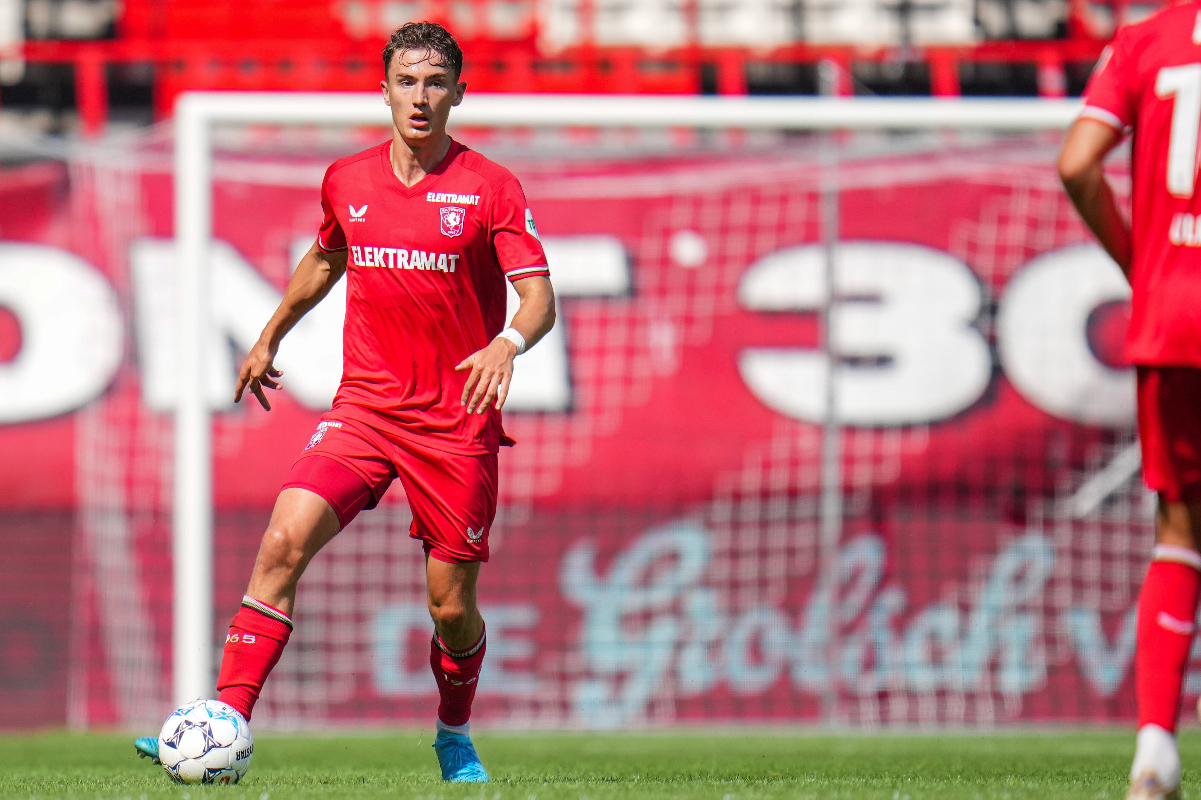 Gustaf Lagerbielke in het shirt van FC Twente