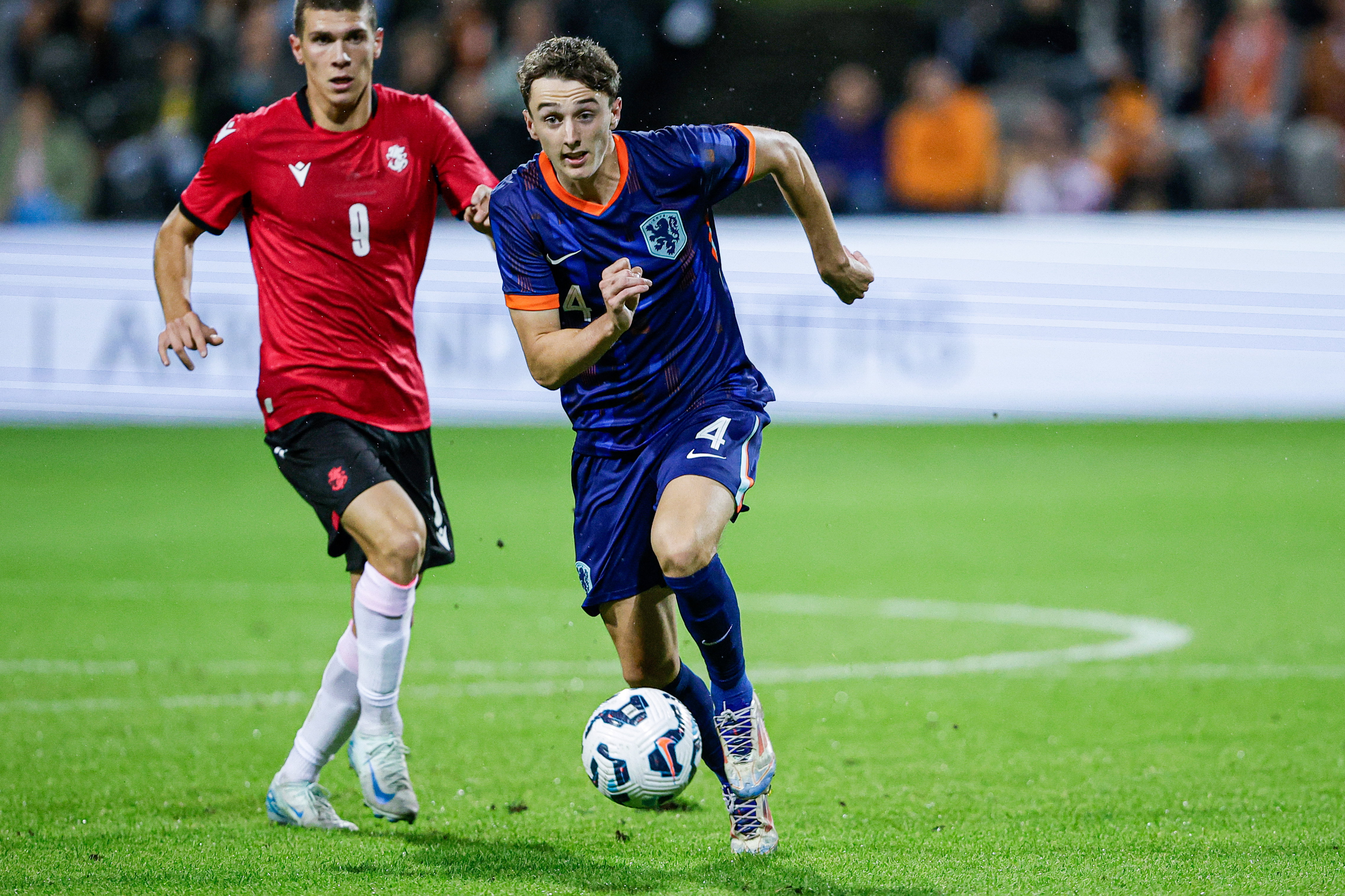 Youri Baas in actie voor Jong Oranje