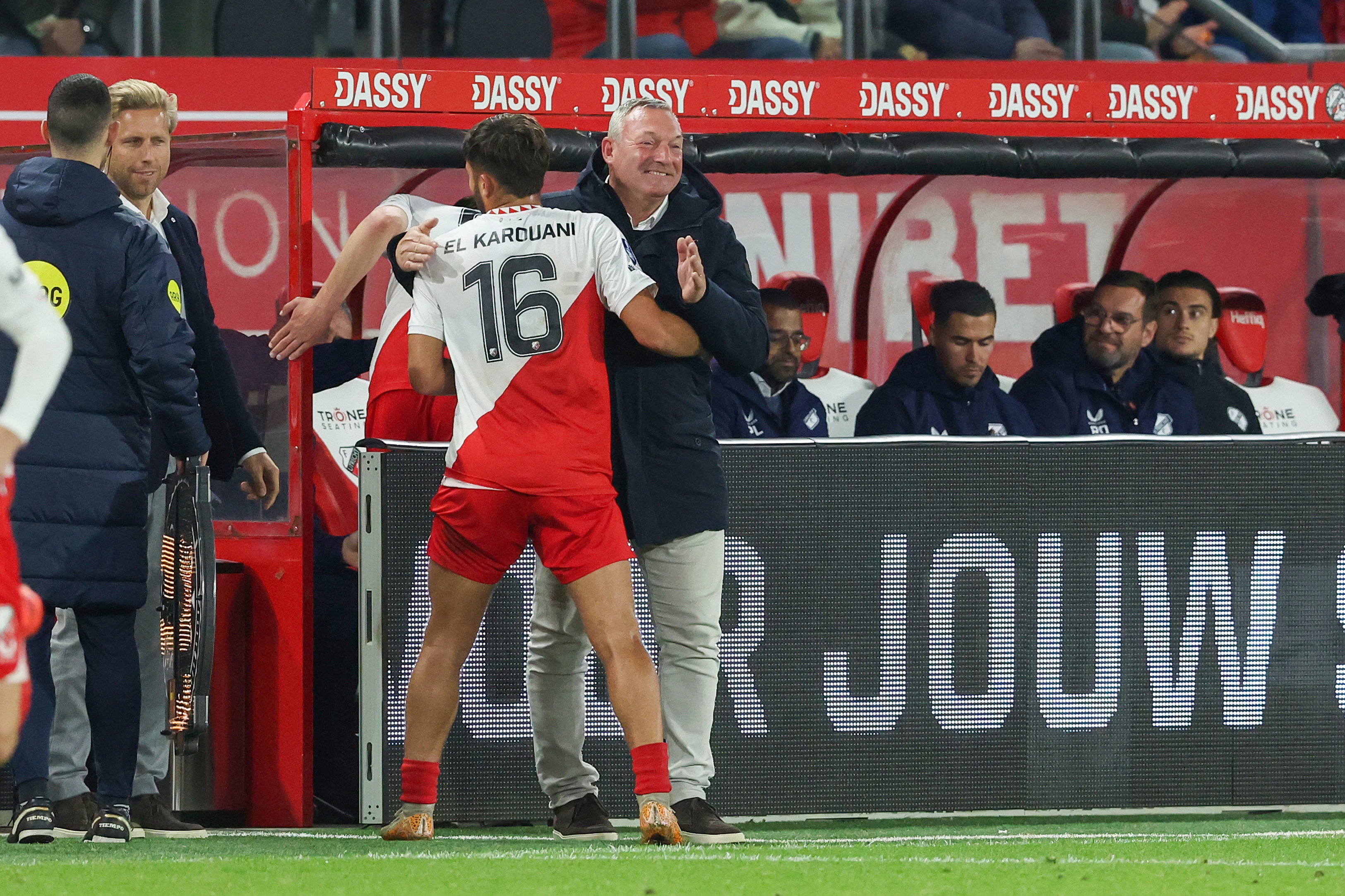 Souffian El Karouani met Ron Jans