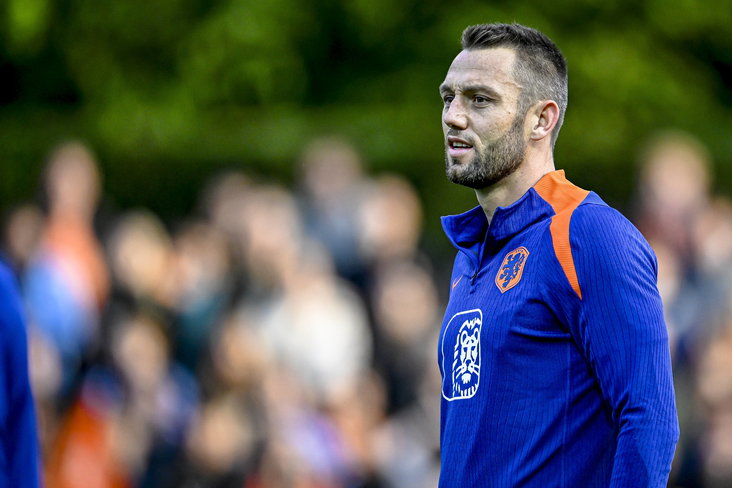 Stefan de Vrij bij Oranje
