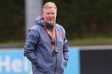 Ronald Koeman op de training bij het Nederlands elftal