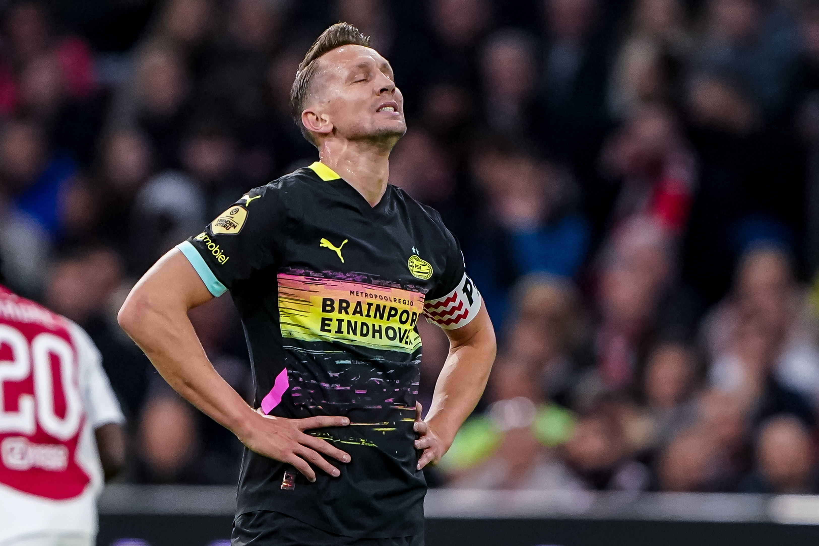 Luuk de Jong baalt van de nederlaag tegen Ajax