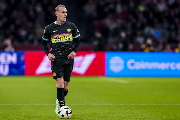 Rick Karsdorp tegen Ajax