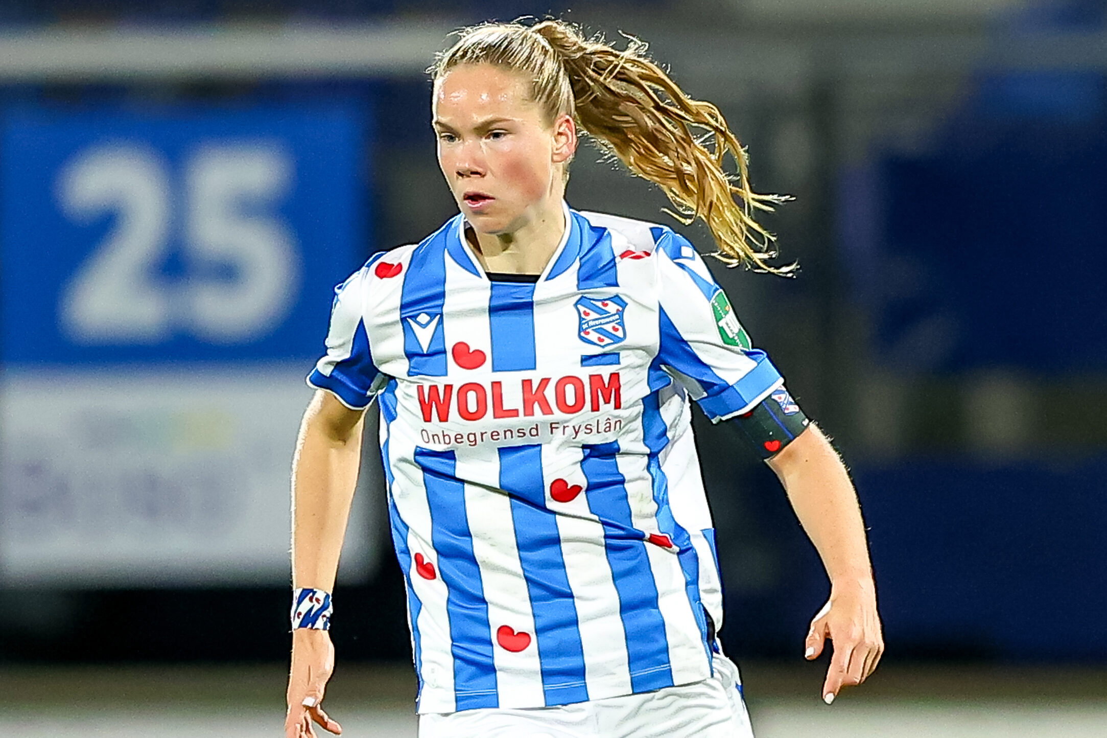 Fenna Meijer in actie namens SC Heerenveen