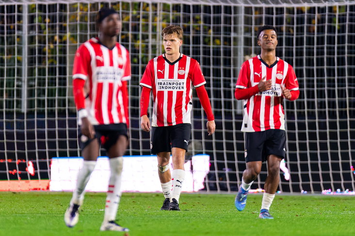Jong PSV na de 0-2