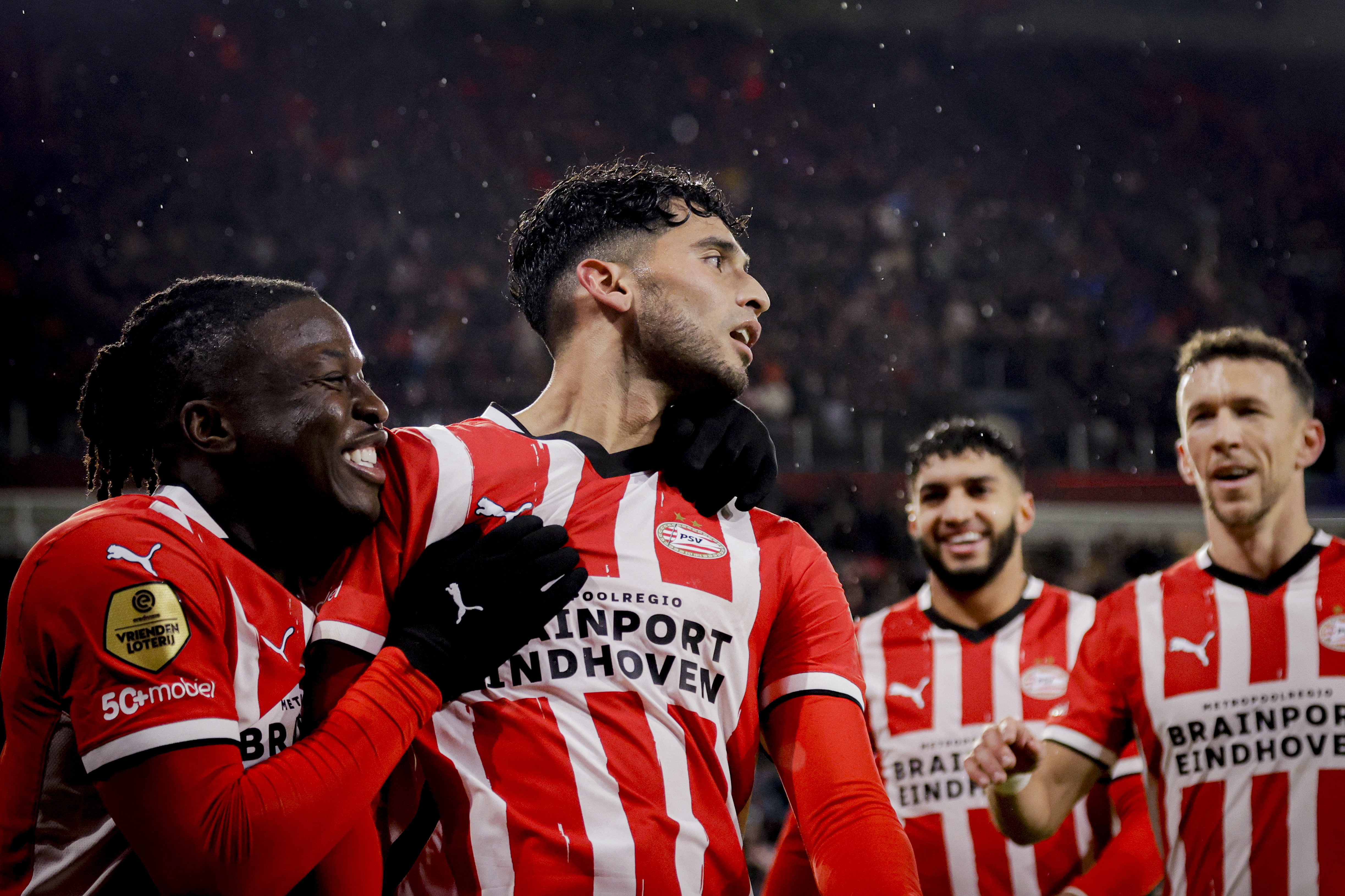 PSV viert een treffer van Ricardo Pepi tegen FC Groningen