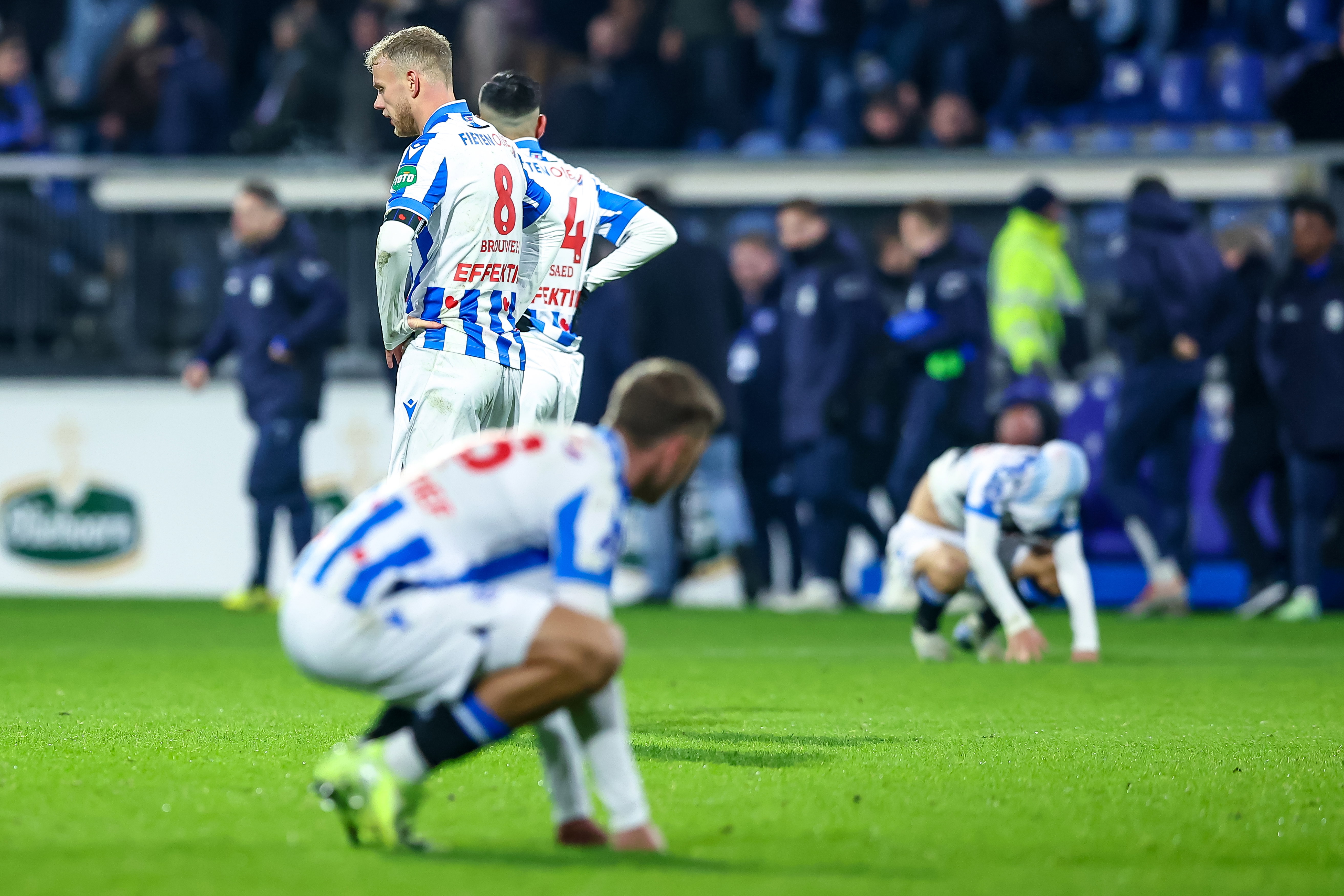 De spelers van SC Heerenveen balen