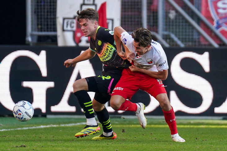 Victor Jensen in duel met Matteo Dams