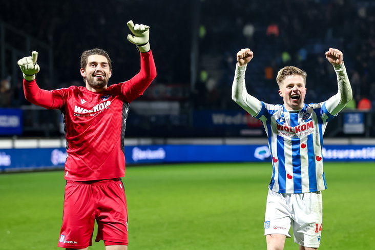 Mickey van der Hart en Levi Smans vieren feest met het publiek