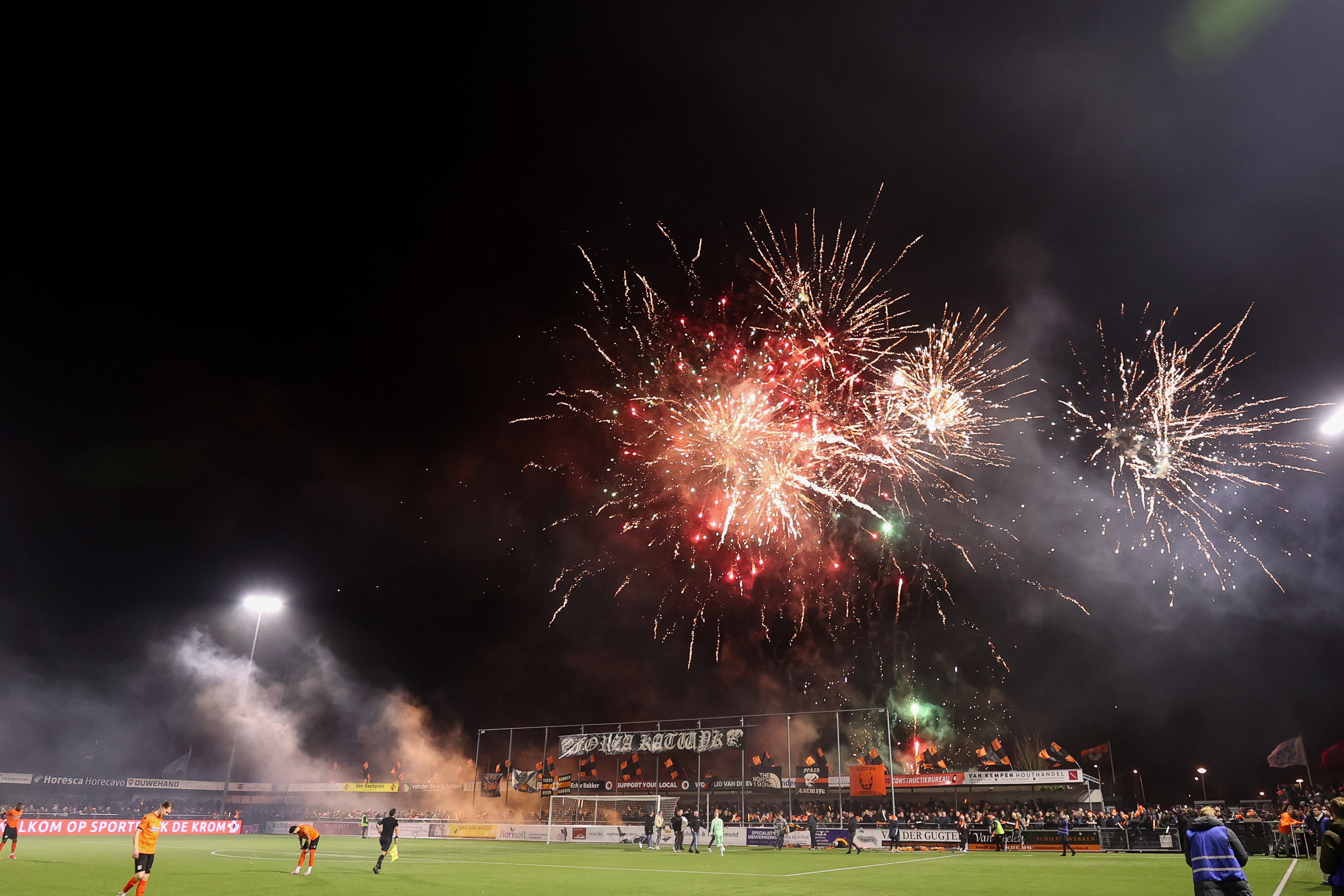 Vuurwerk bij VV Katwijk