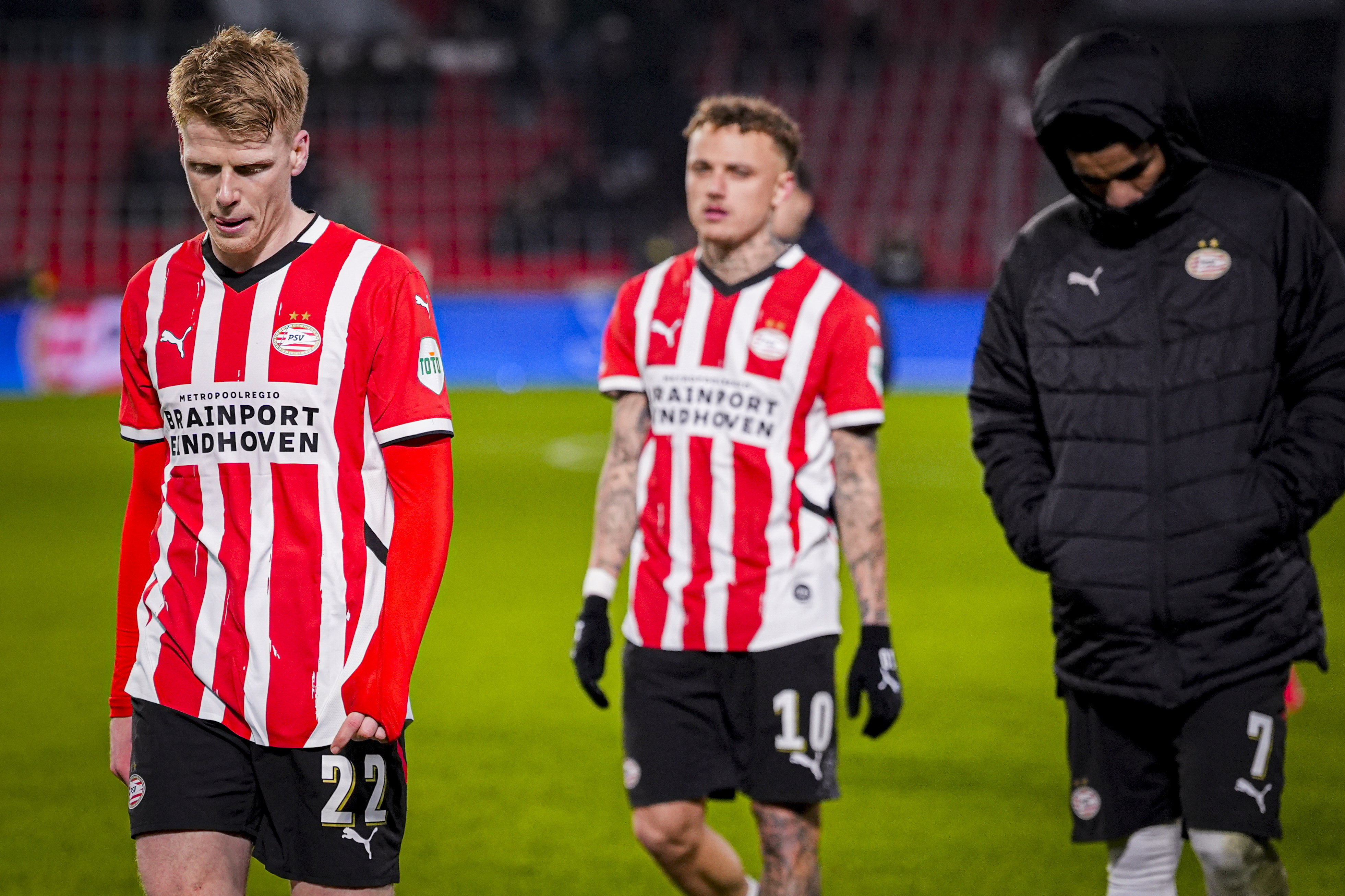 Jerdy Schouten en Noa Lang balen