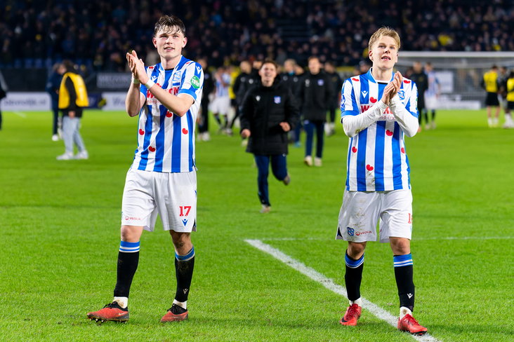 Nikolai Hopland en Marcus Linday bedanken het publiek