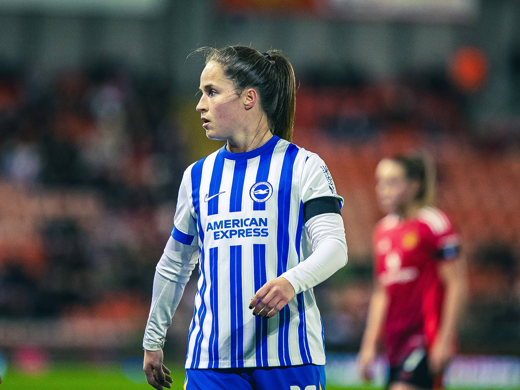 Marisa Olislagers bij Brighton & Hove Albion
