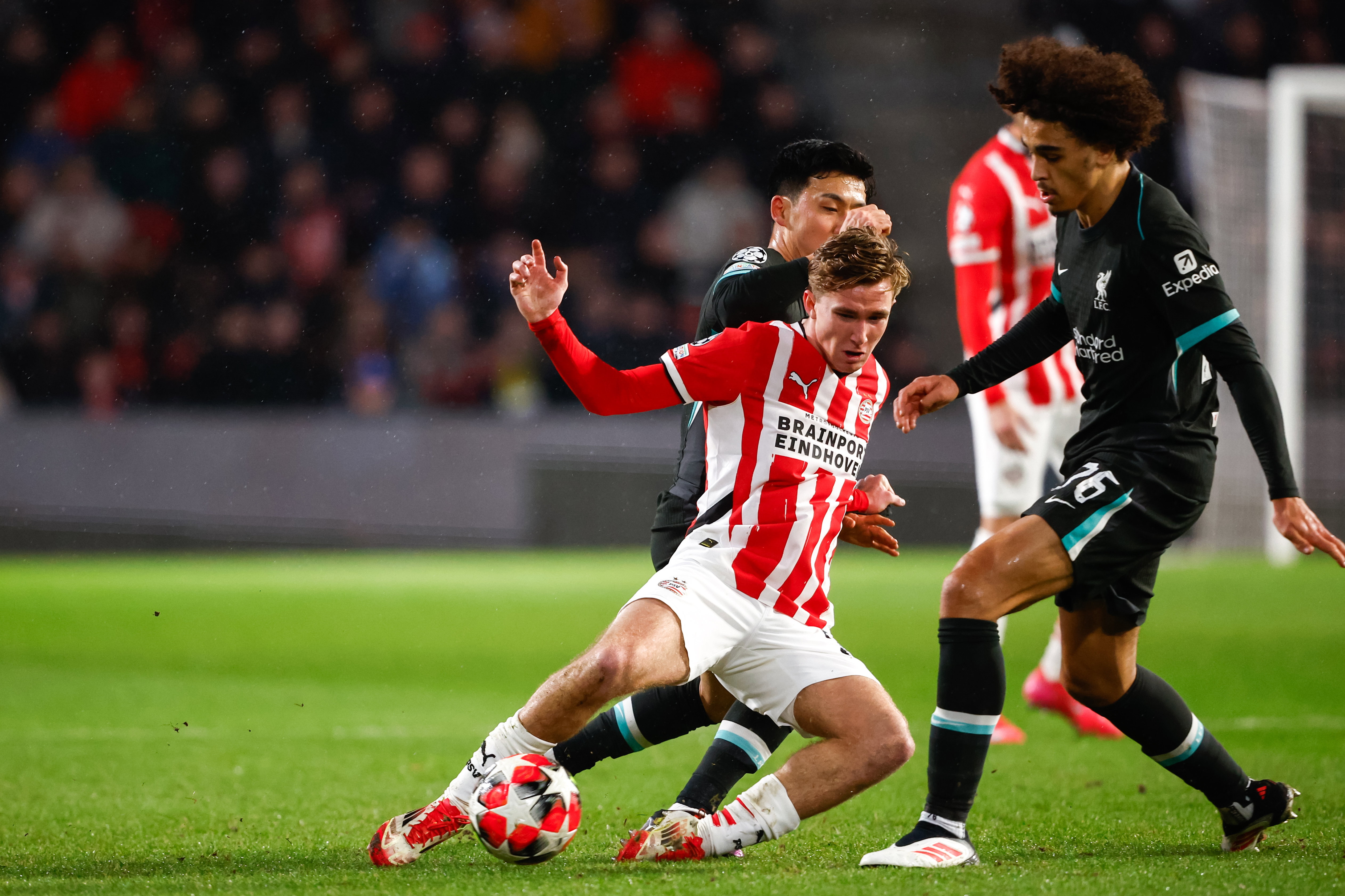 Tygo Land tegen Liverpool