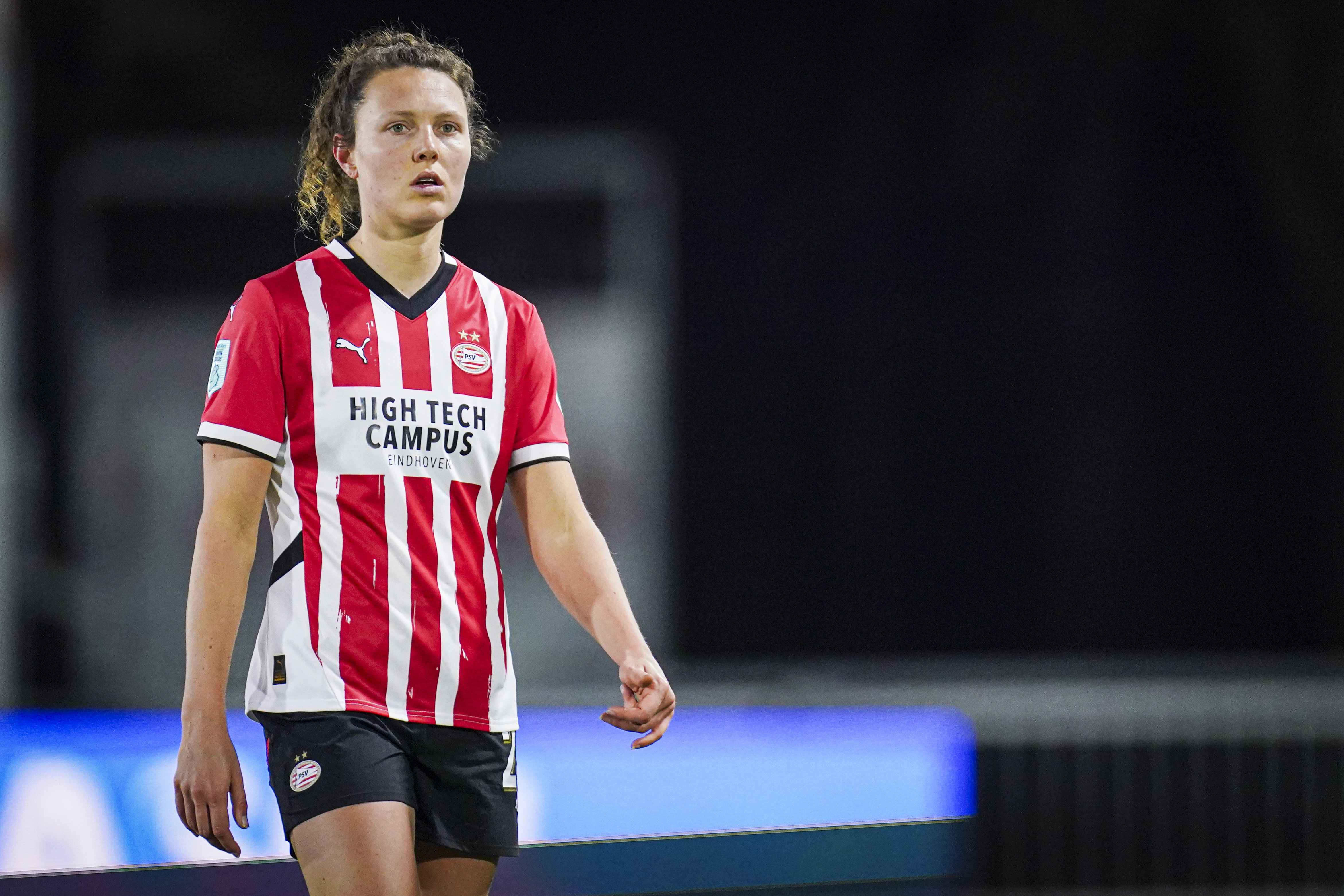 Fenna Kalma in actie namens PSV