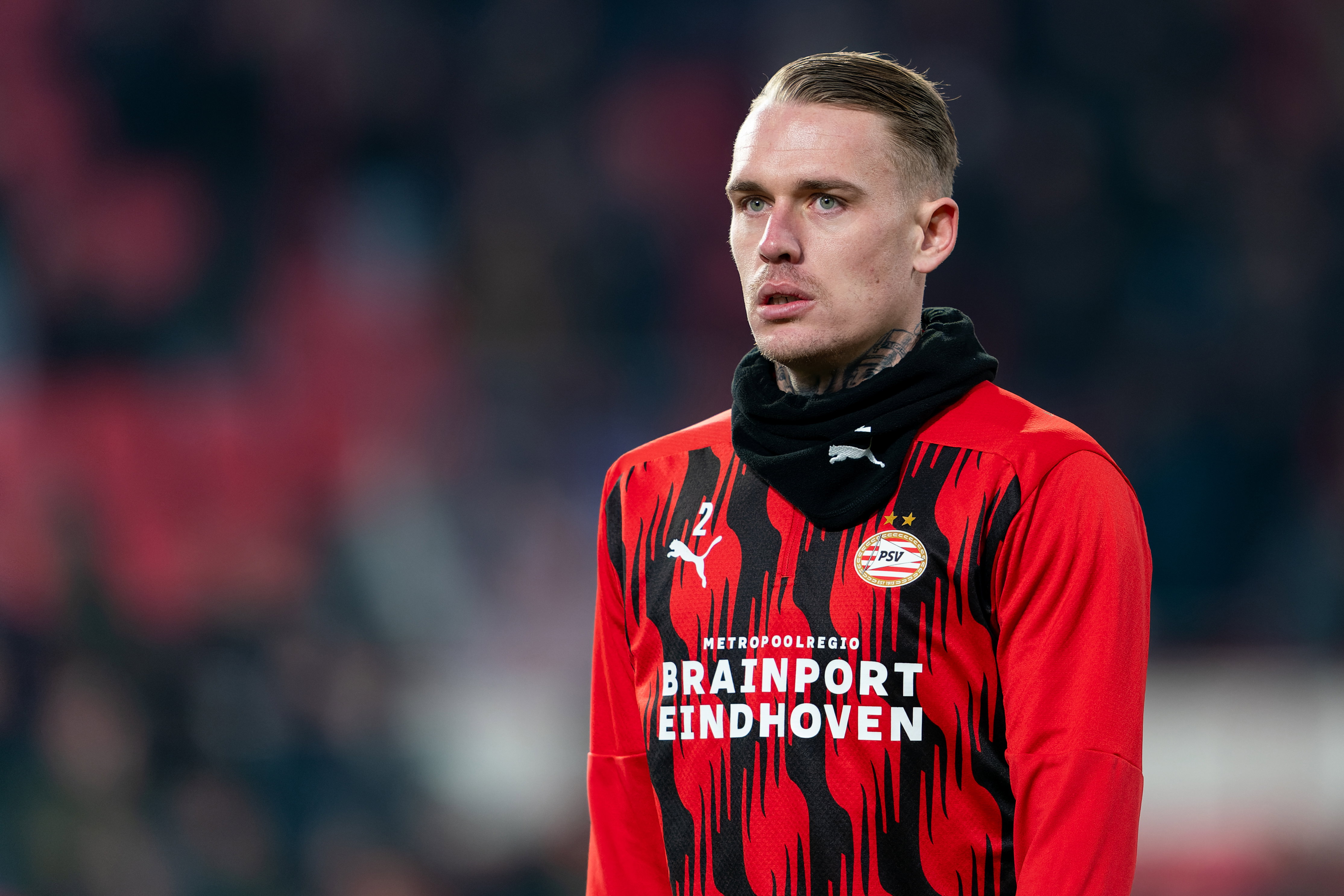 Rick Karsdorp als reserve van PSV