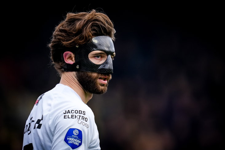 Jan Van den Bergh met masker