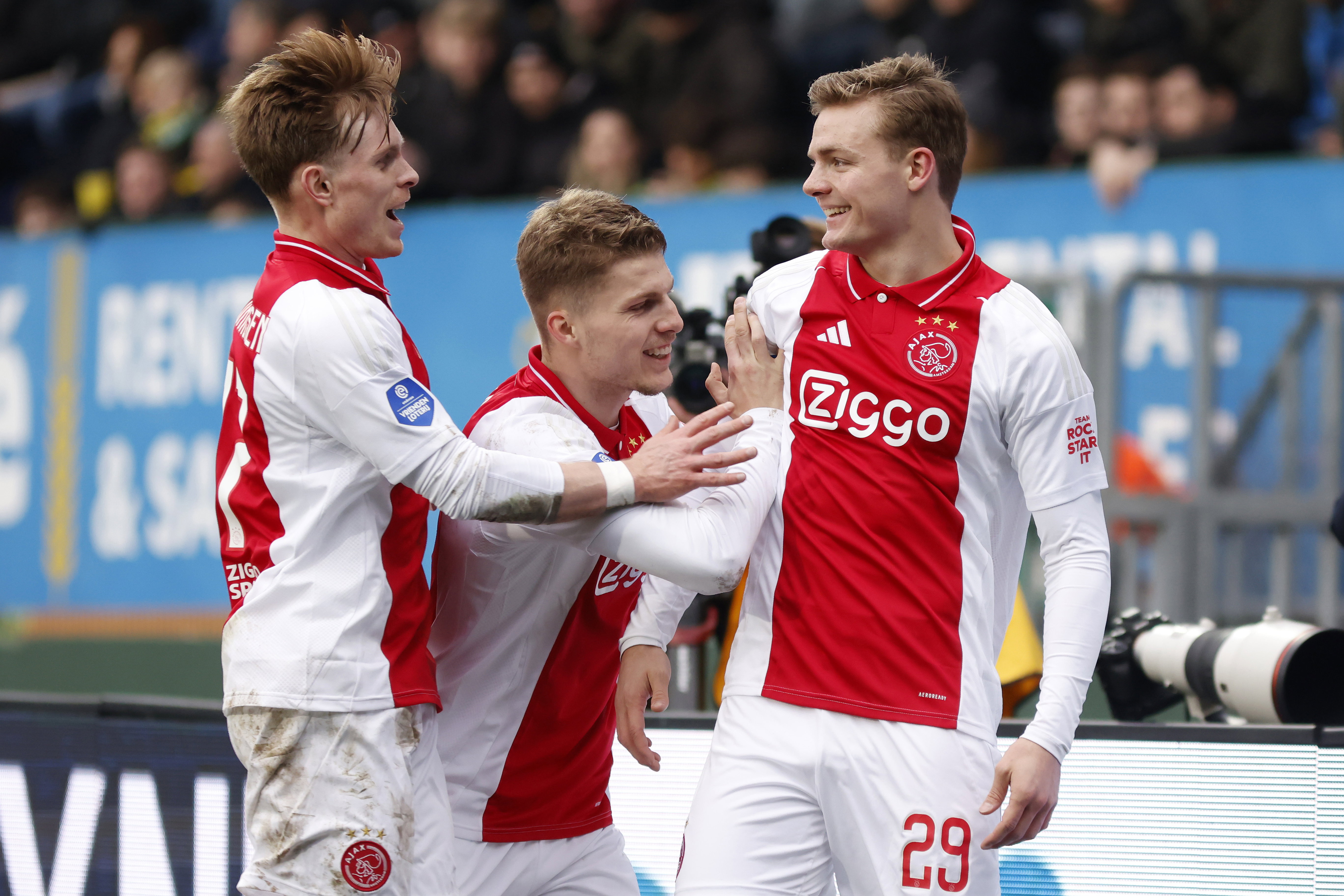 Ajax viert doelpunt tegen Fortuna Sittard