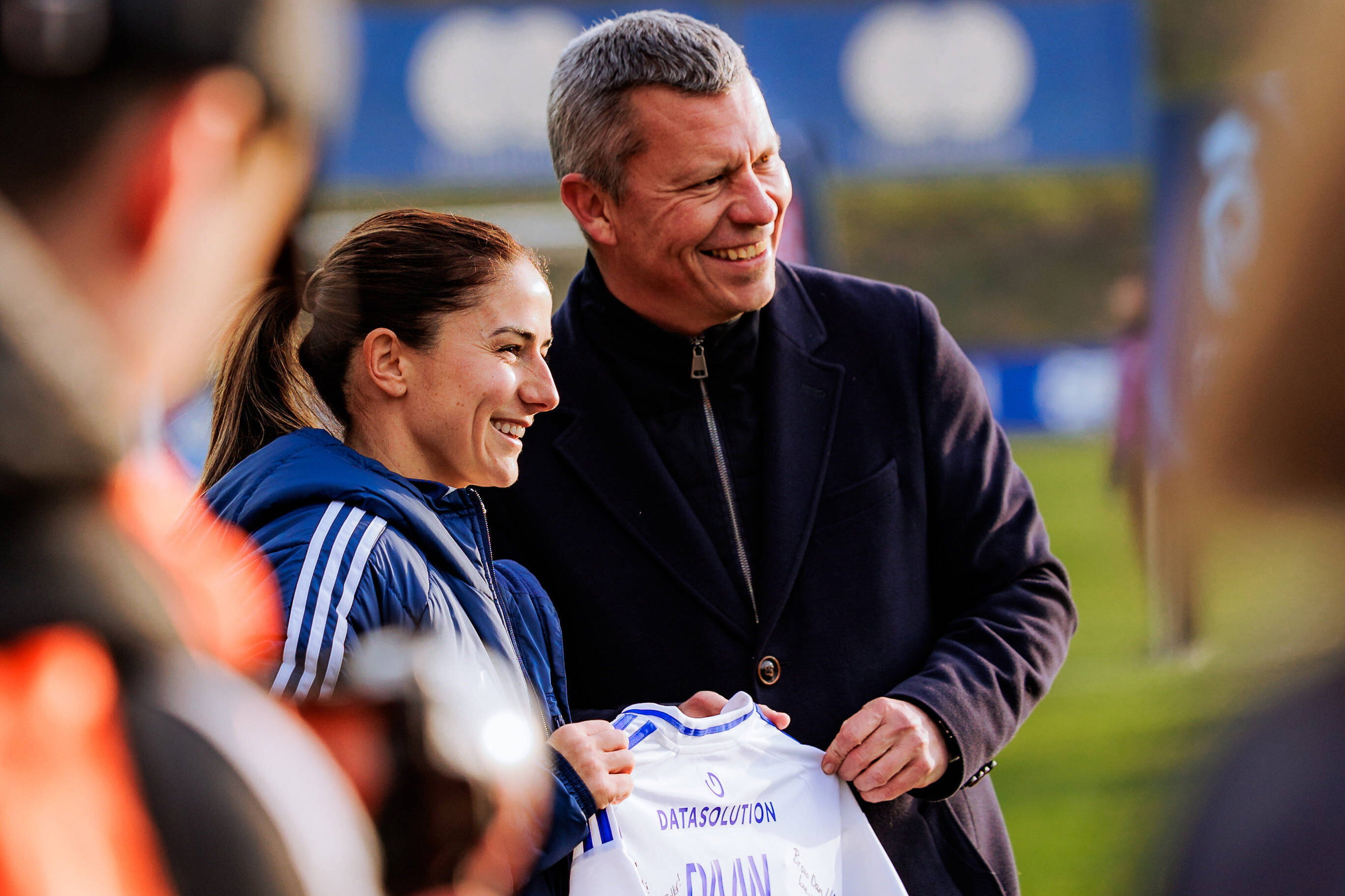 Daniëlle van de Donk wordt in het zonnetje gezet bij Olympique Lyon