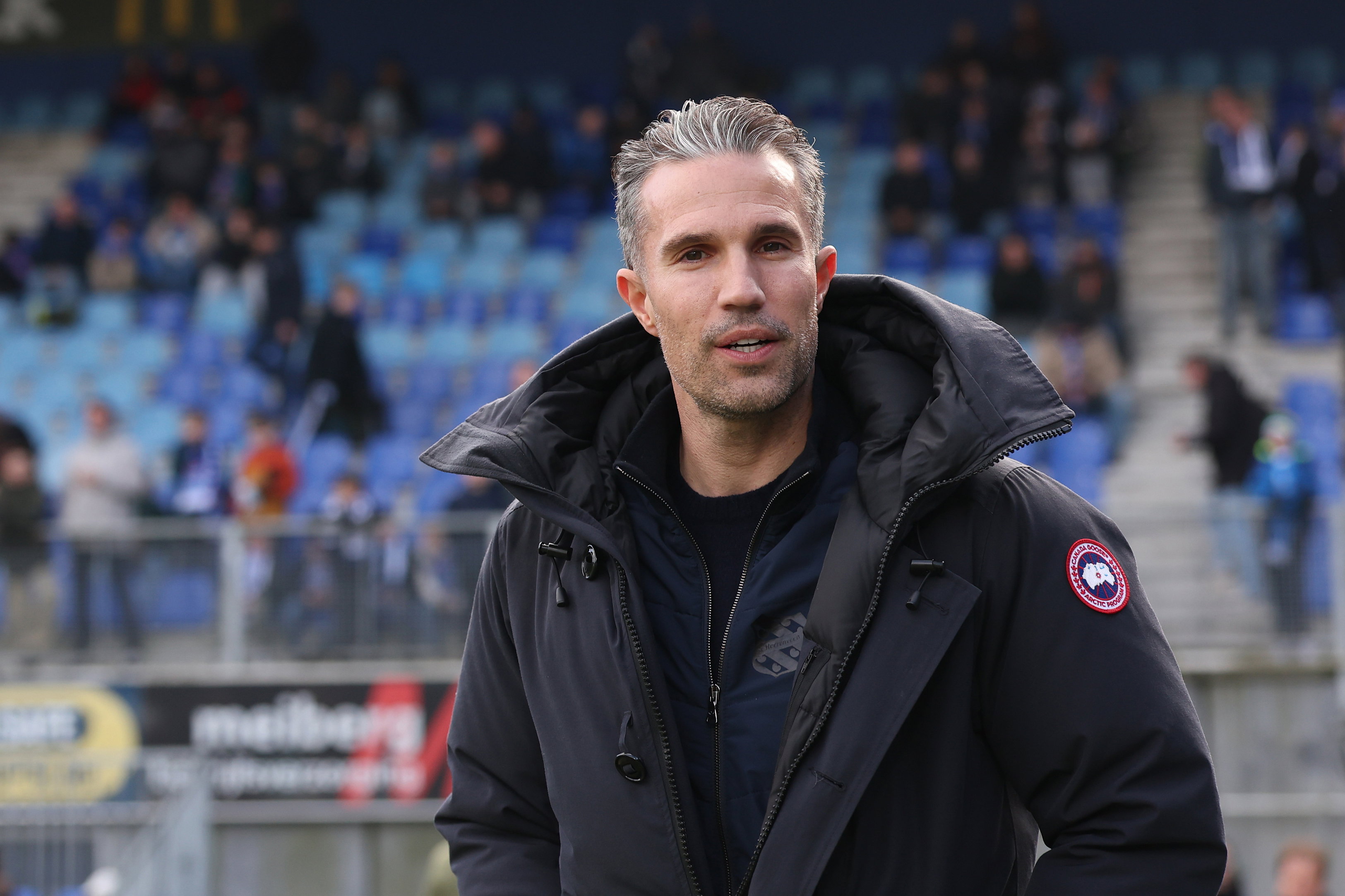 Robin van Persie voor de wedstrijd tegen PEC Zwolle