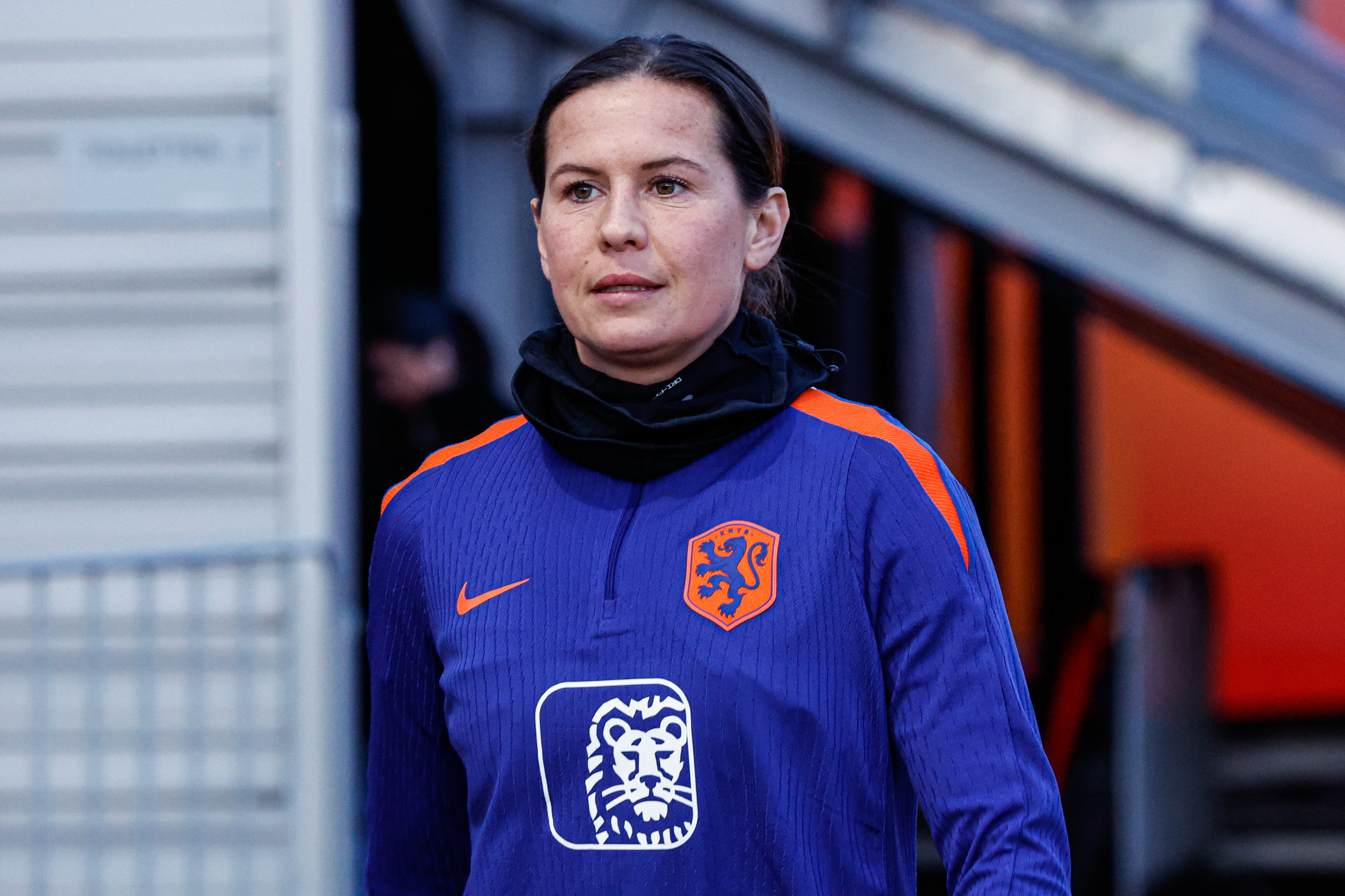Merel van Dongen op de training van de OranjeLeeuwinnen