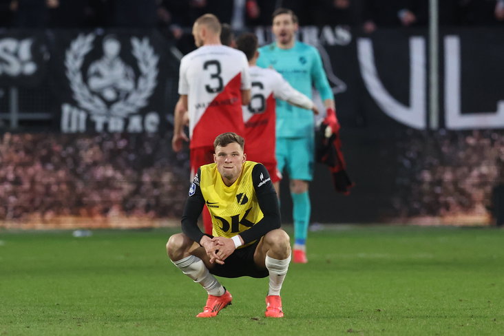 Sydney van Hooijdonk (NAC Breda) baalt van de nederlaag tegen FC Utrecht