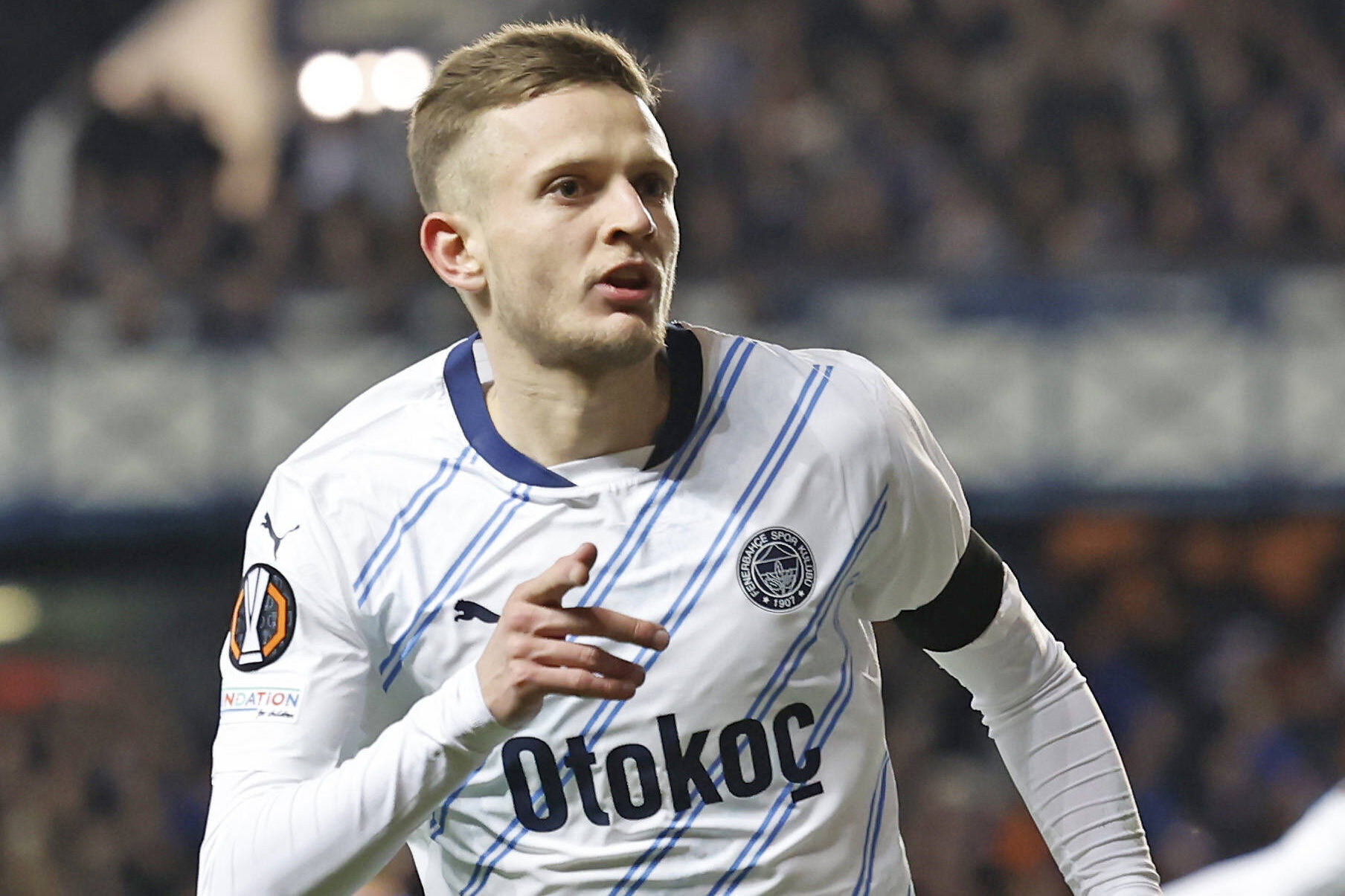 Sebastian Szymanski na zijn treffer tegen Rangers