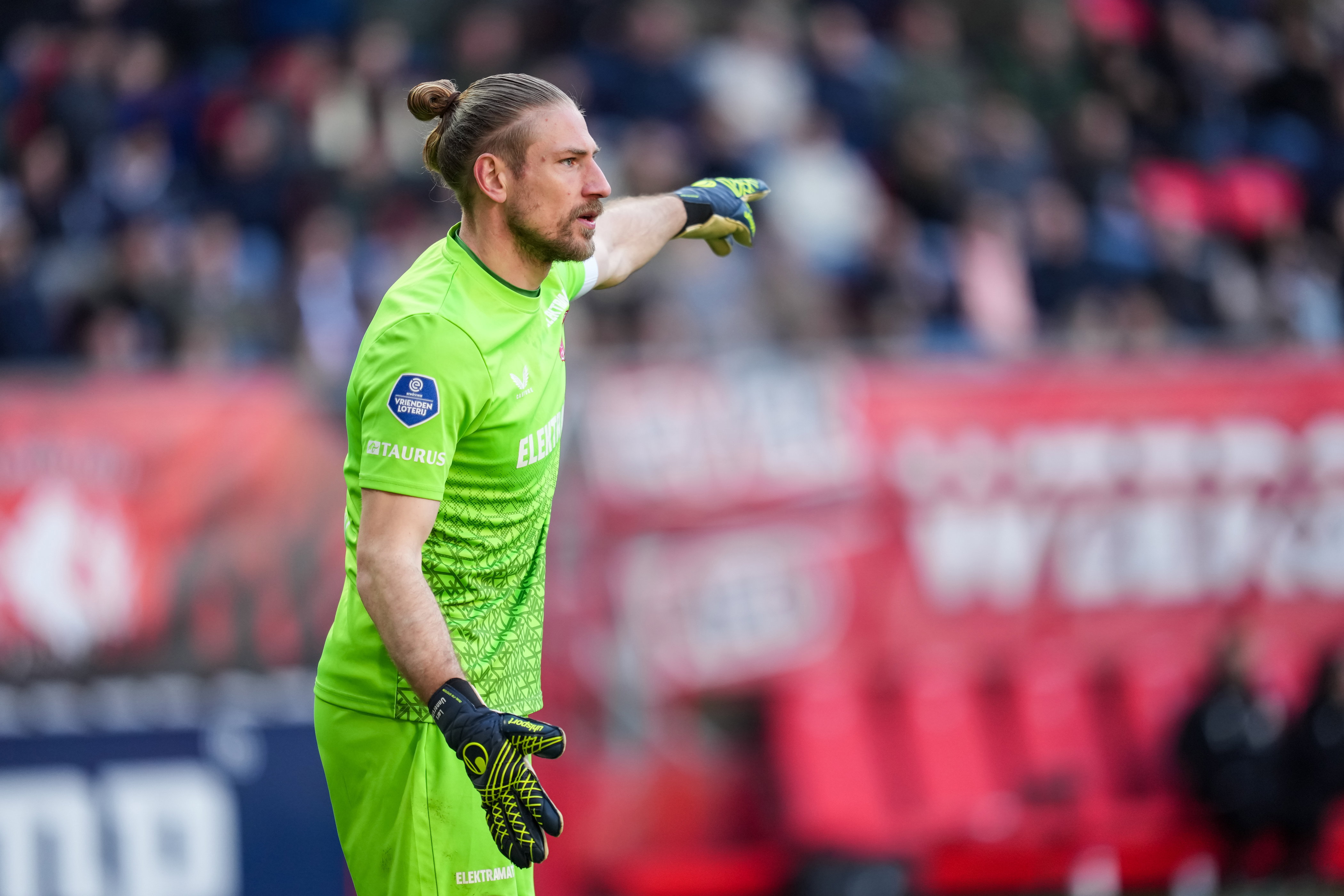 Lars Unnerstall in het shirt van FC Twente