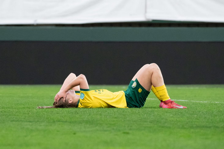 Femke Prins (Fortuna Sittard) baalt