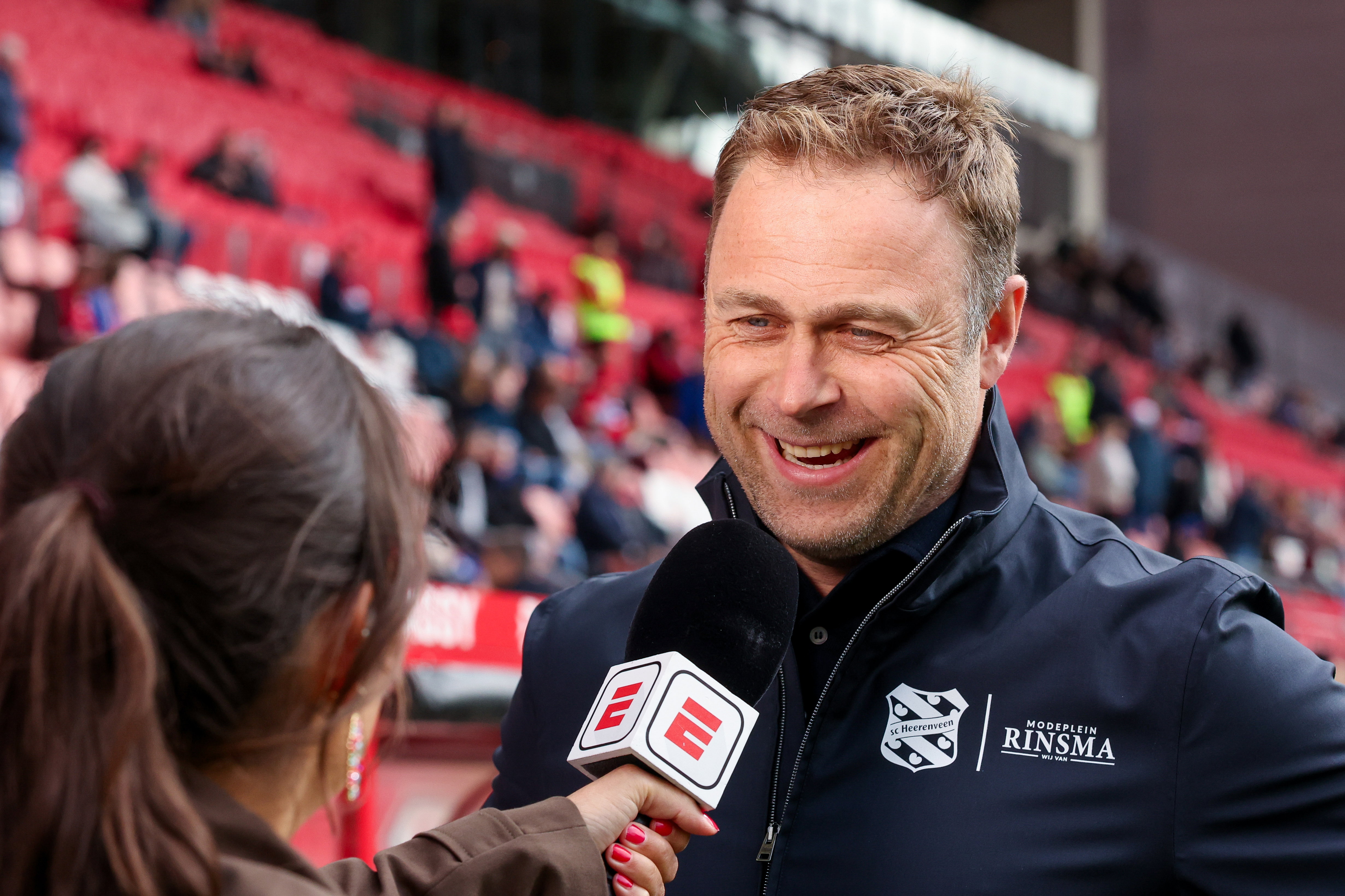 Robin Veldman voor de camera bij ESPN