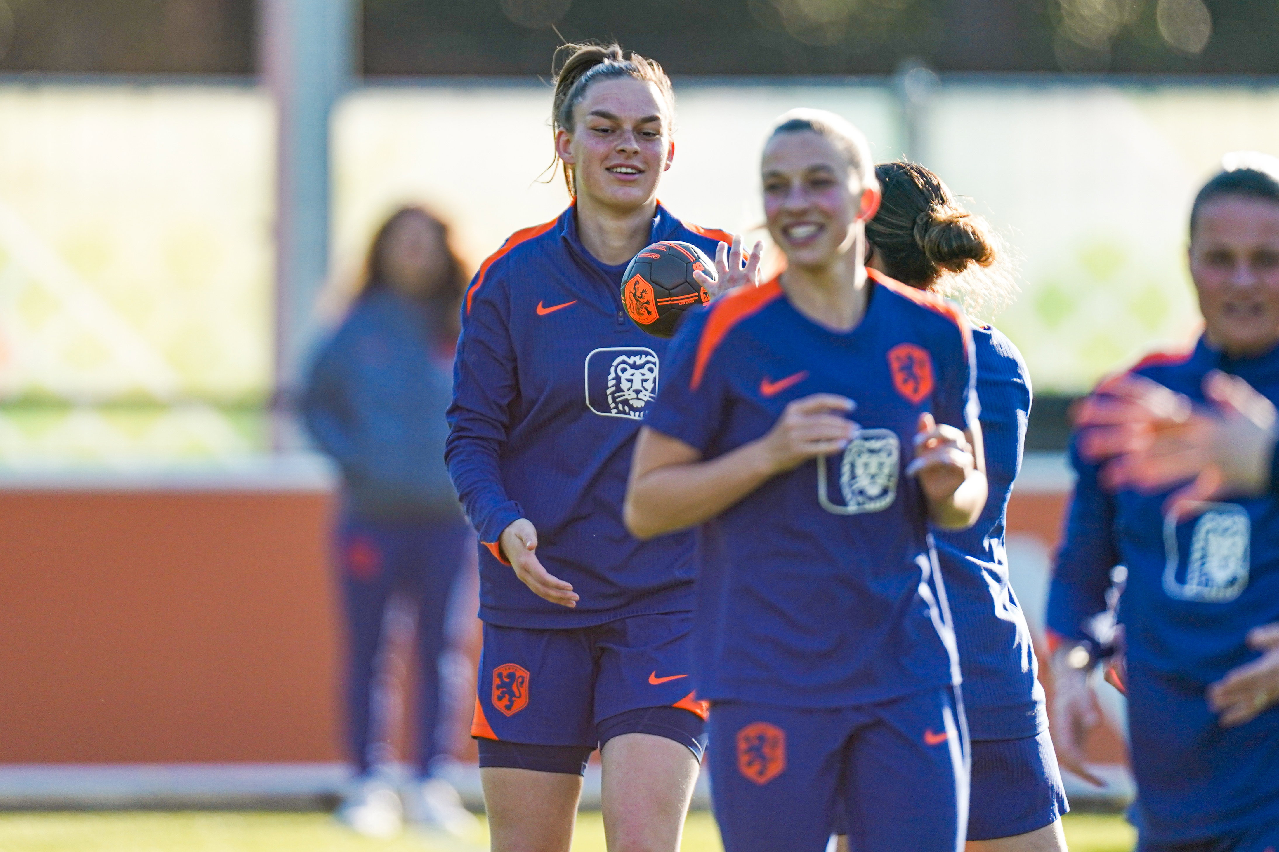 Romée Leuchter bij de OranjeLeeuwinnen