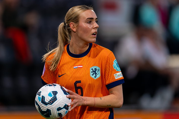 Jill Roord in actie namens de OranjeLeeuwinnen