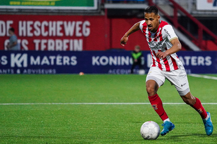 Luciano Slagveer bij TOP Oss