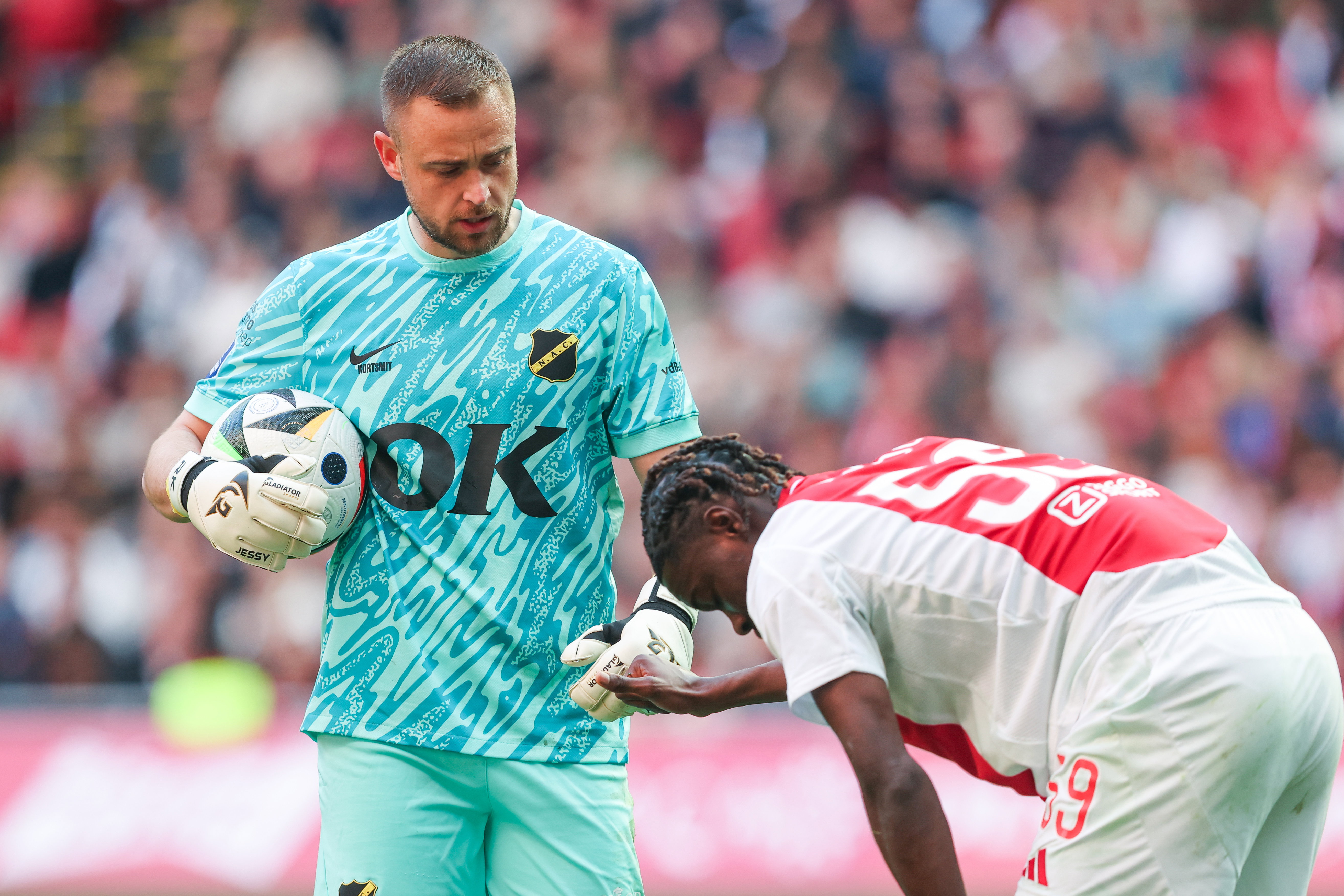 Roy Kortsmit tegen Ajax