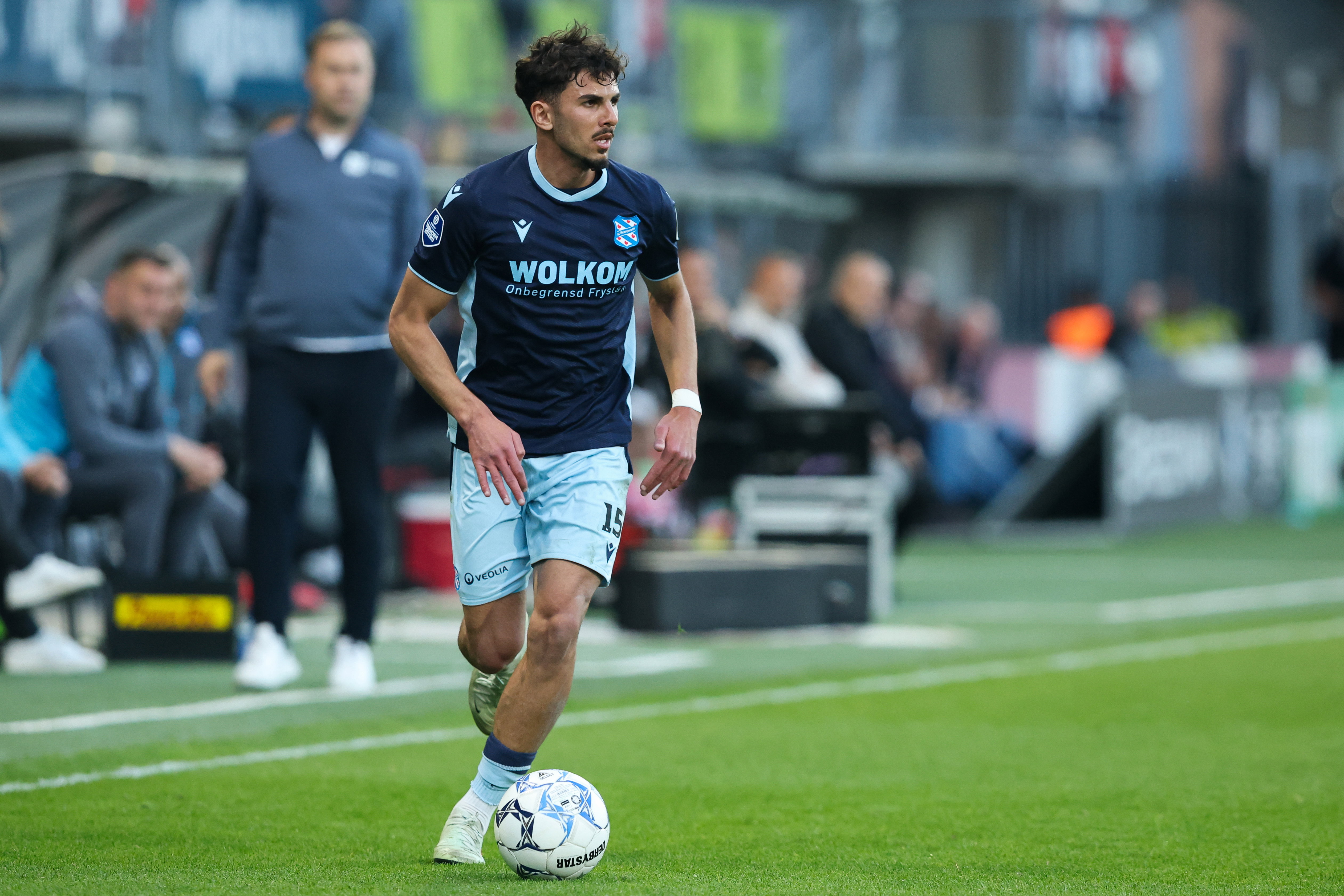 Hussein Ali in actie voor SC Heerenveen