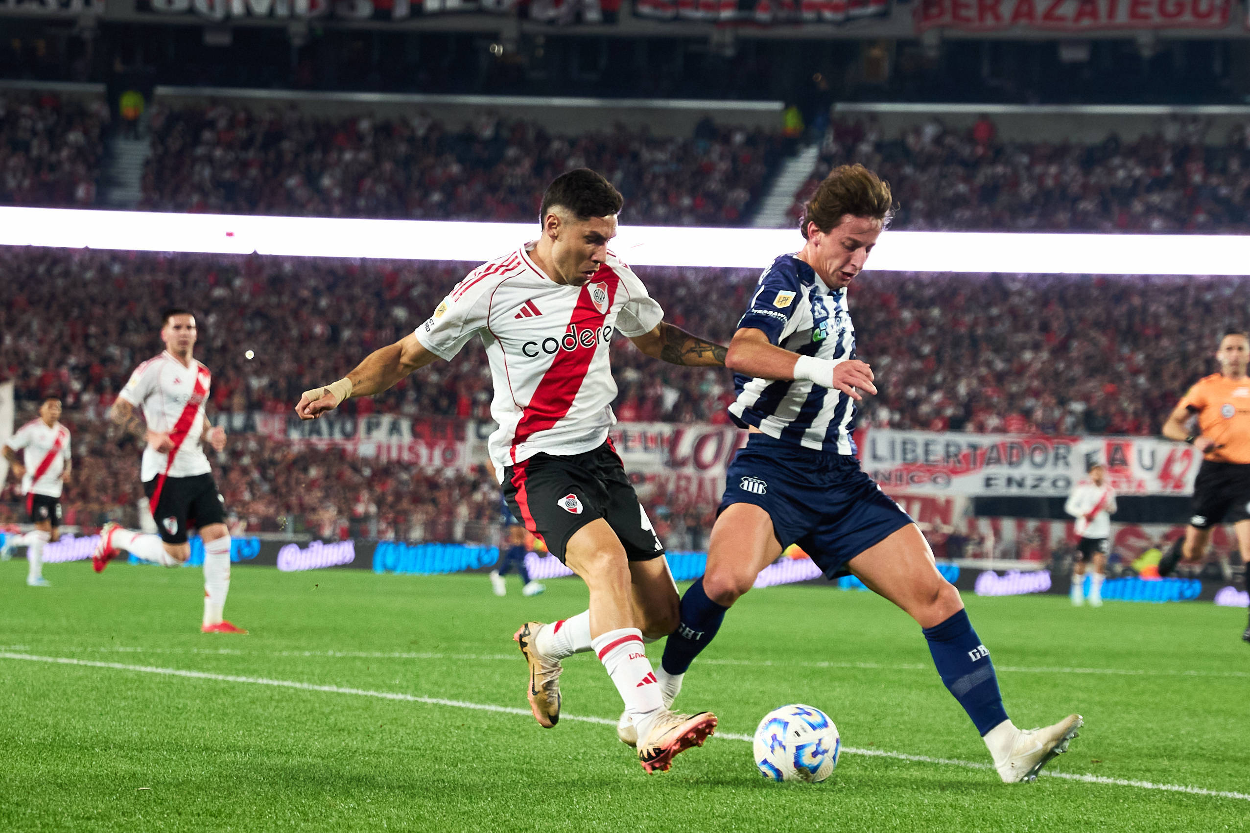 Matias Galarza Fonda in duel