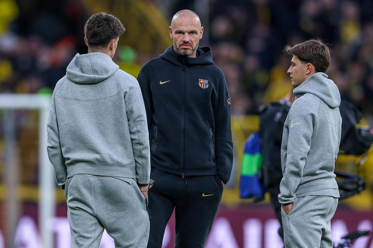 Heiko Westermann als assistent-trainer van FC Barcelona