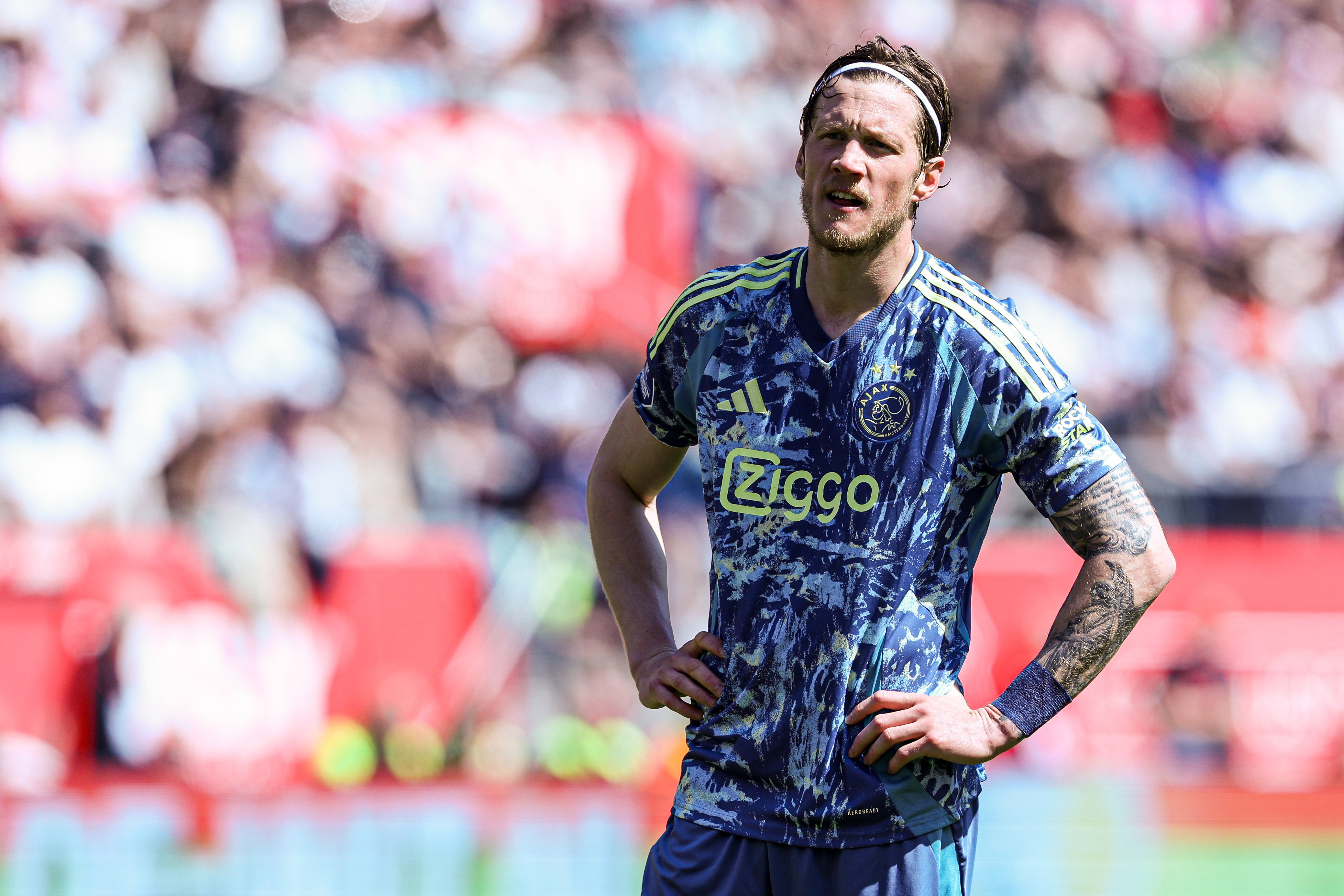 Wout Weghorst baalt