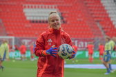 Lois Niënhuis bij Ajax