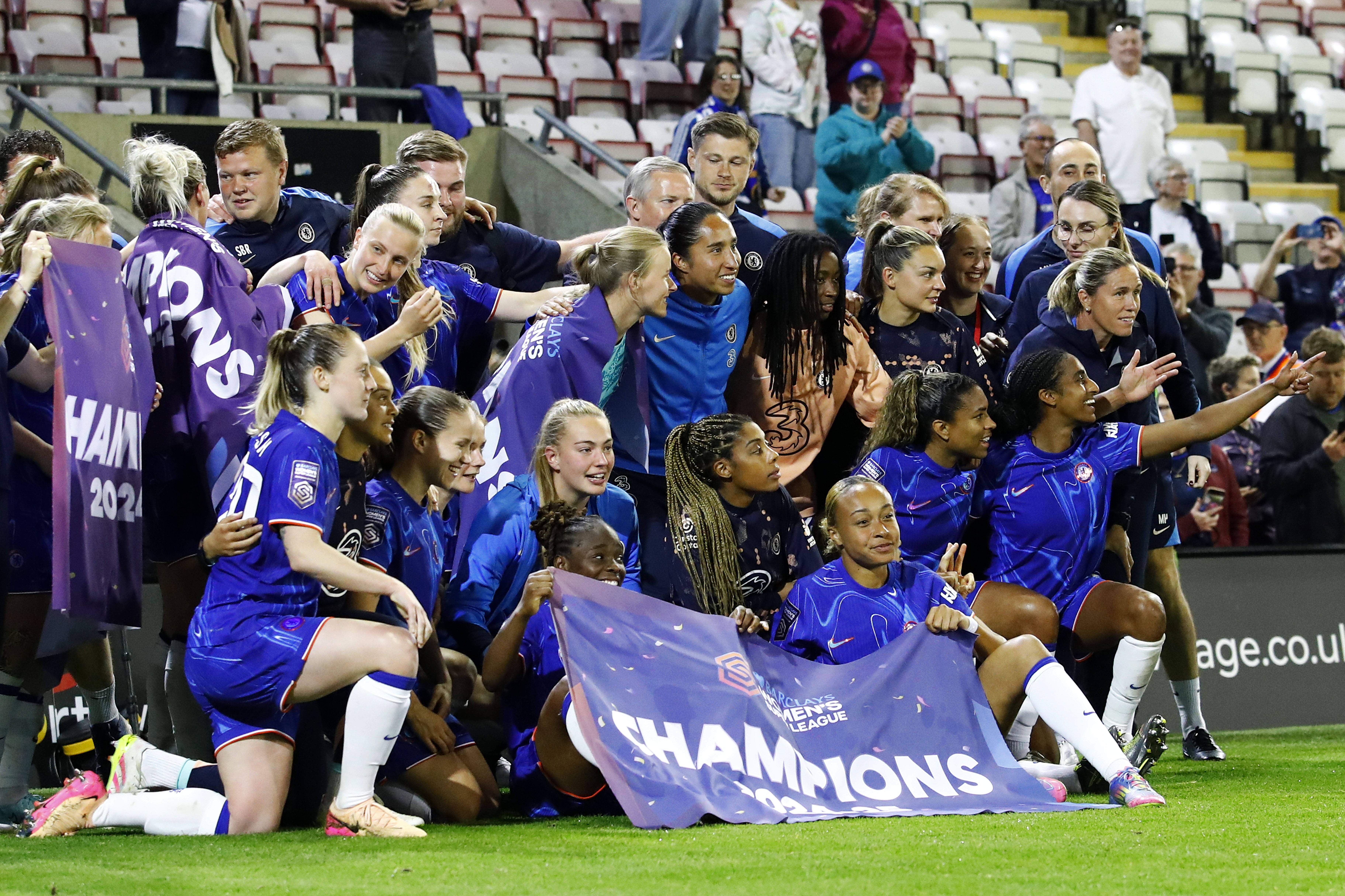 Chelsea viert kampioenschap van de Barclays Women's Super League