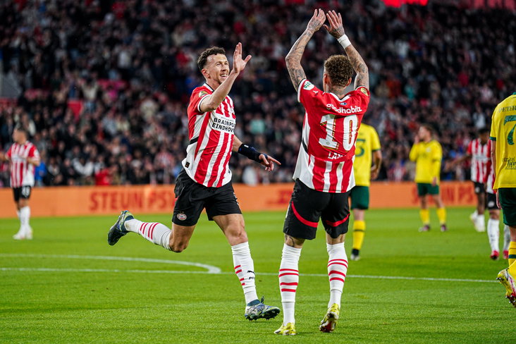 Ivan Perisic en Noa Lang vieren een treffer