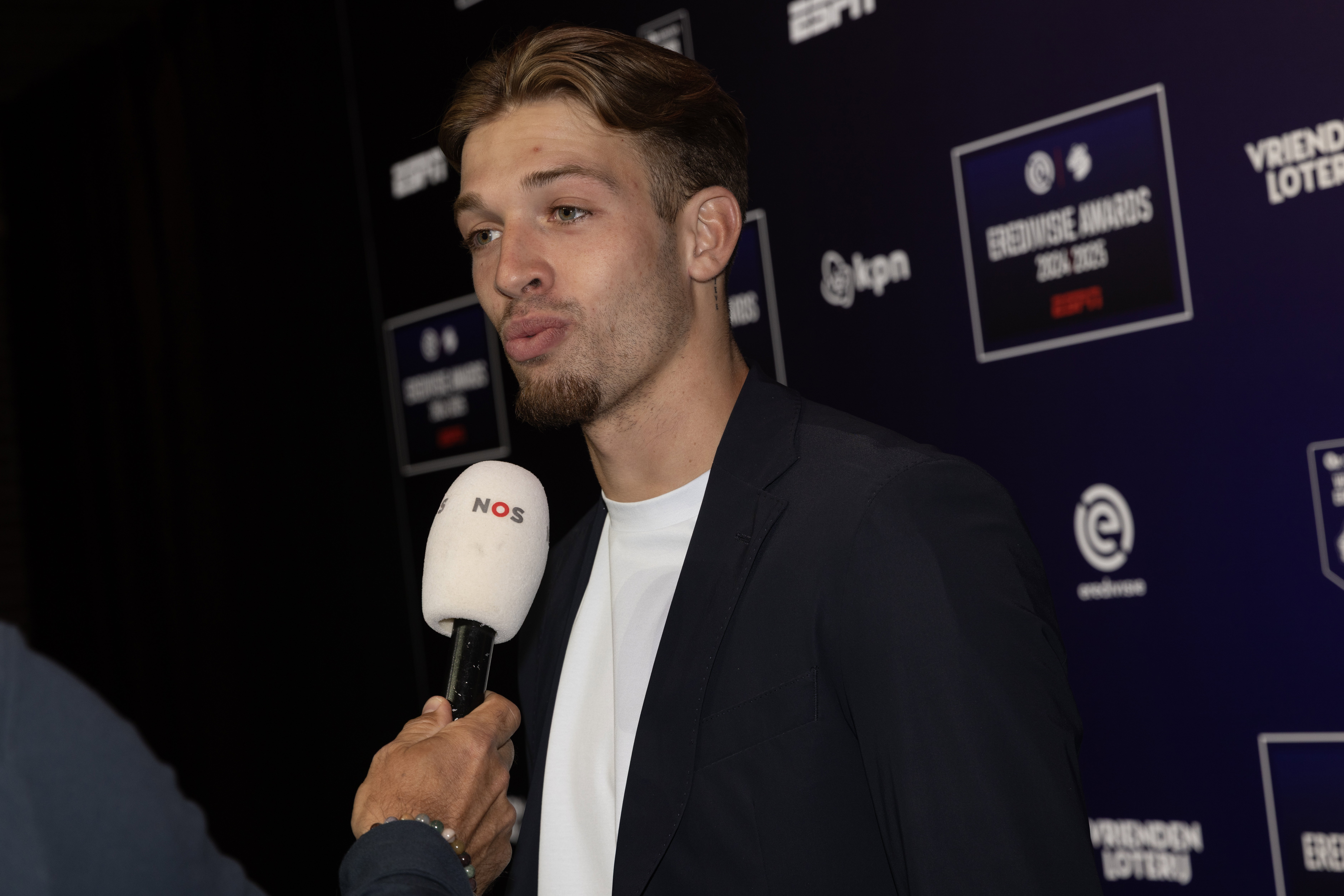 Luciano Valente in gesprek met de NOS