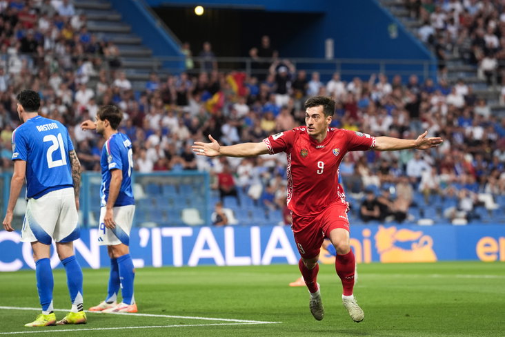 Ion Nicolaescu juicht tegen Italië