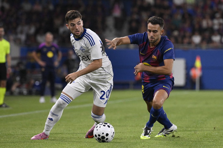 Ignace Van der Brempt in duel met Eric Garcia