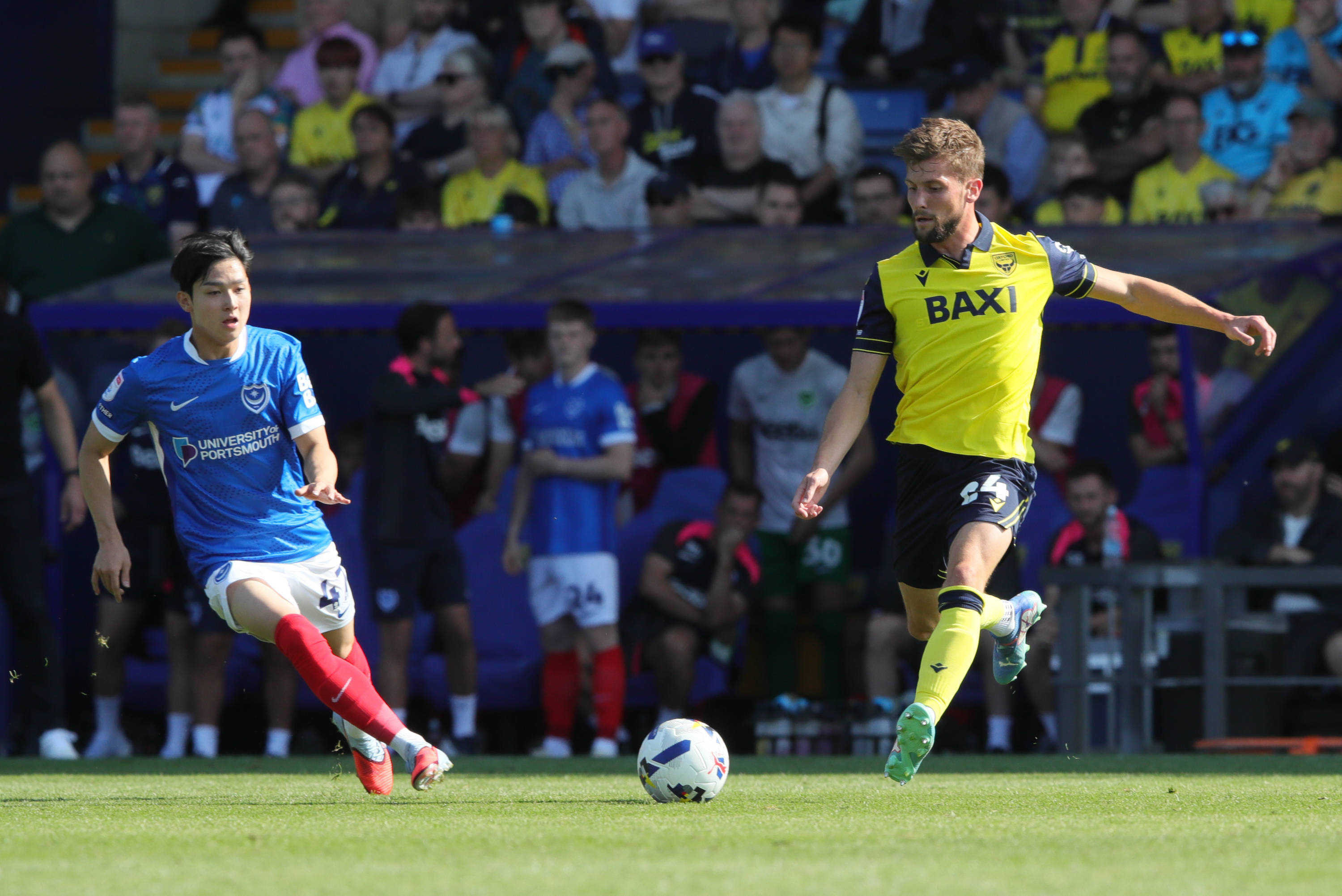 Hidde ter Avest namens Oxford United