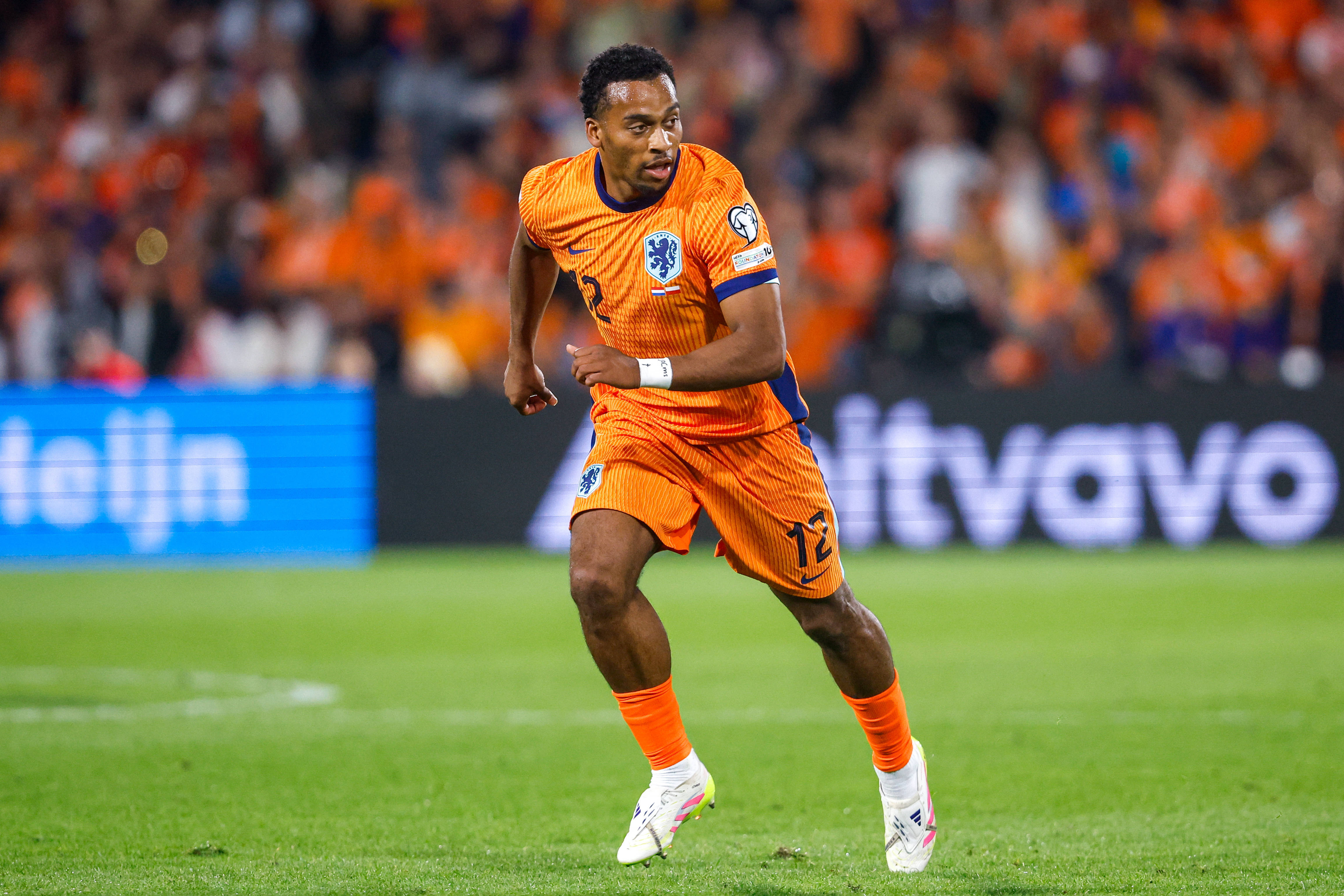 Quinten Timber in actie voor het Nederlands Elftal