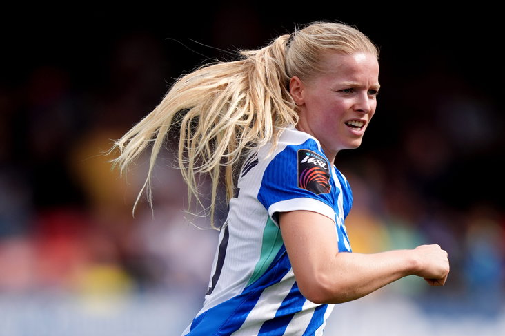 Nadine Noordam bij Brighton & Hove Albion