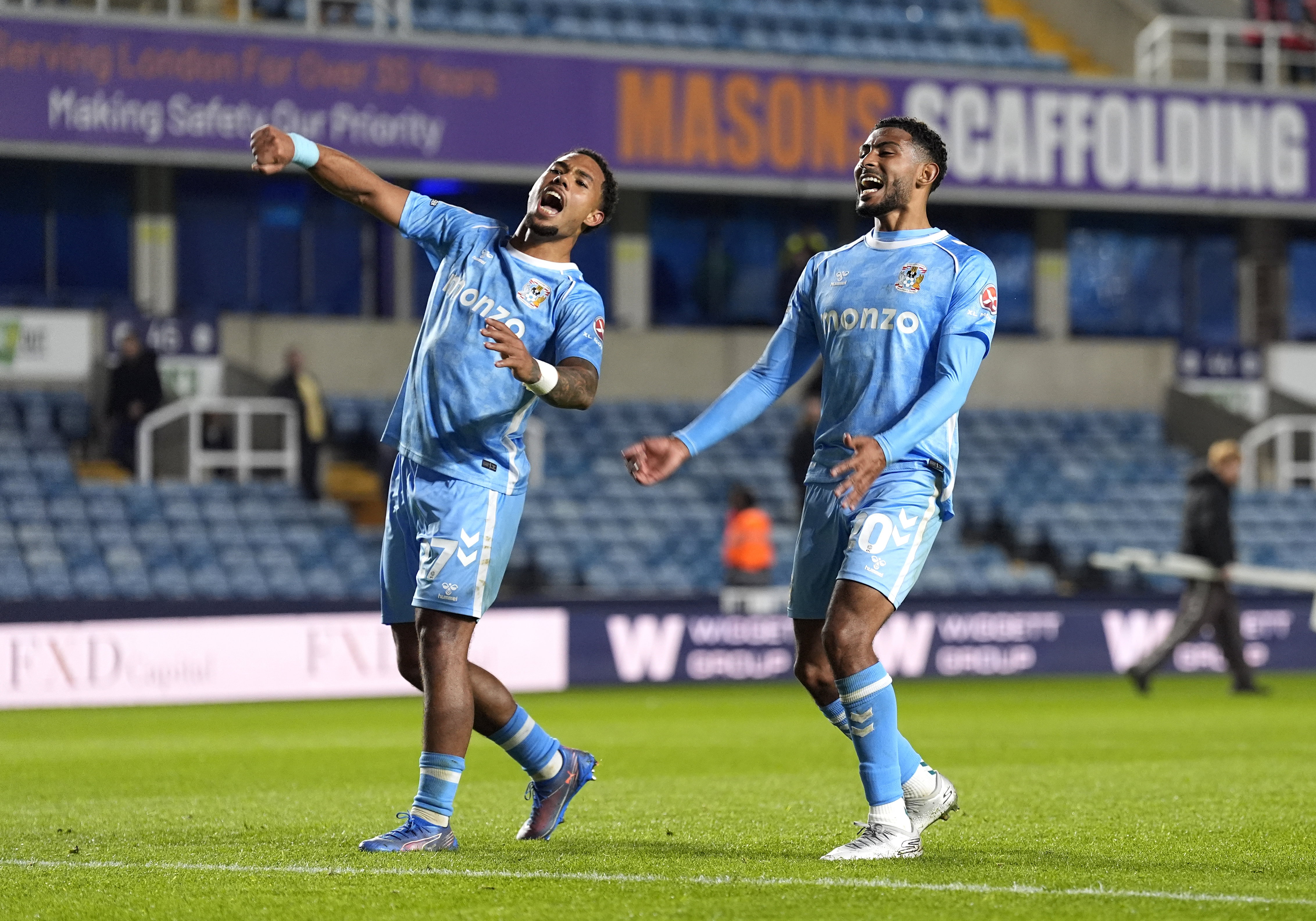 'SC Heerenveen pakt miljoen door promotie; hoopt op Van Ewijk-deal'