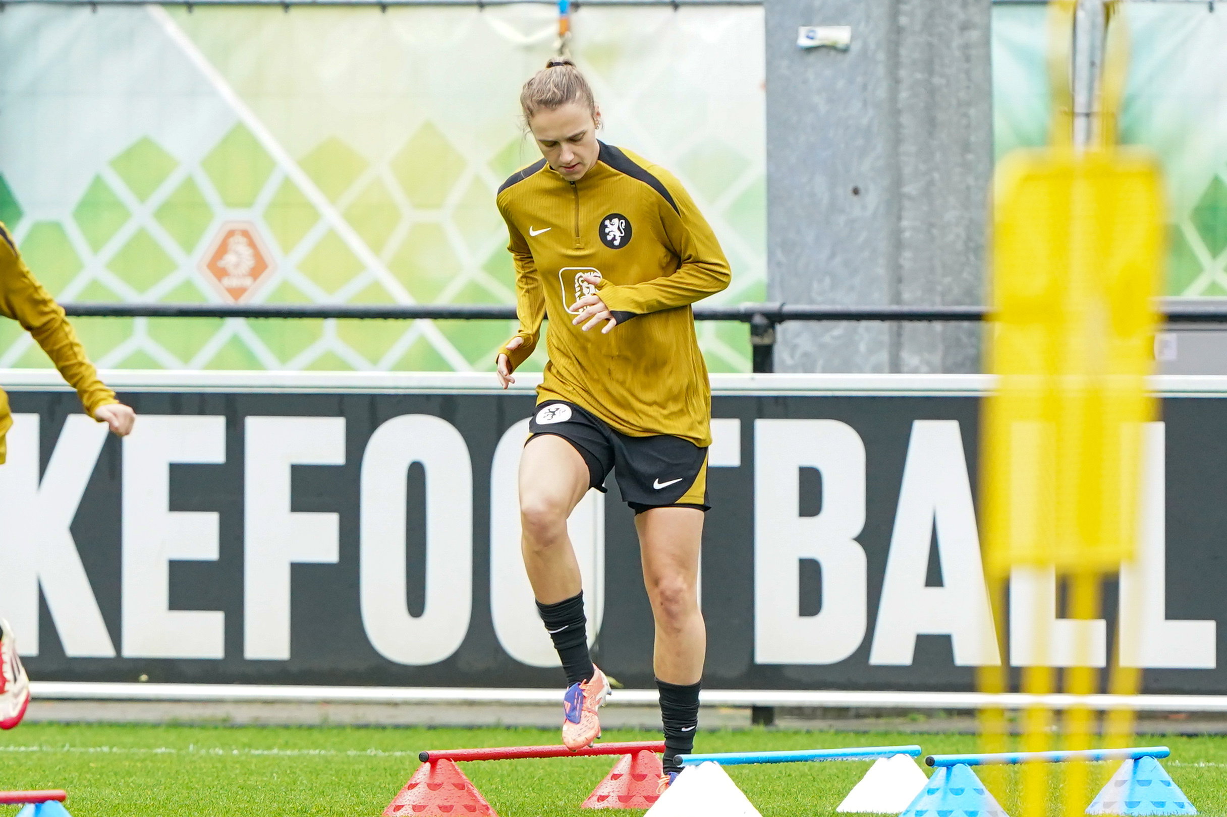 Vivianne Miedema op de training van de OranjeLeeuwinnen in Zeist