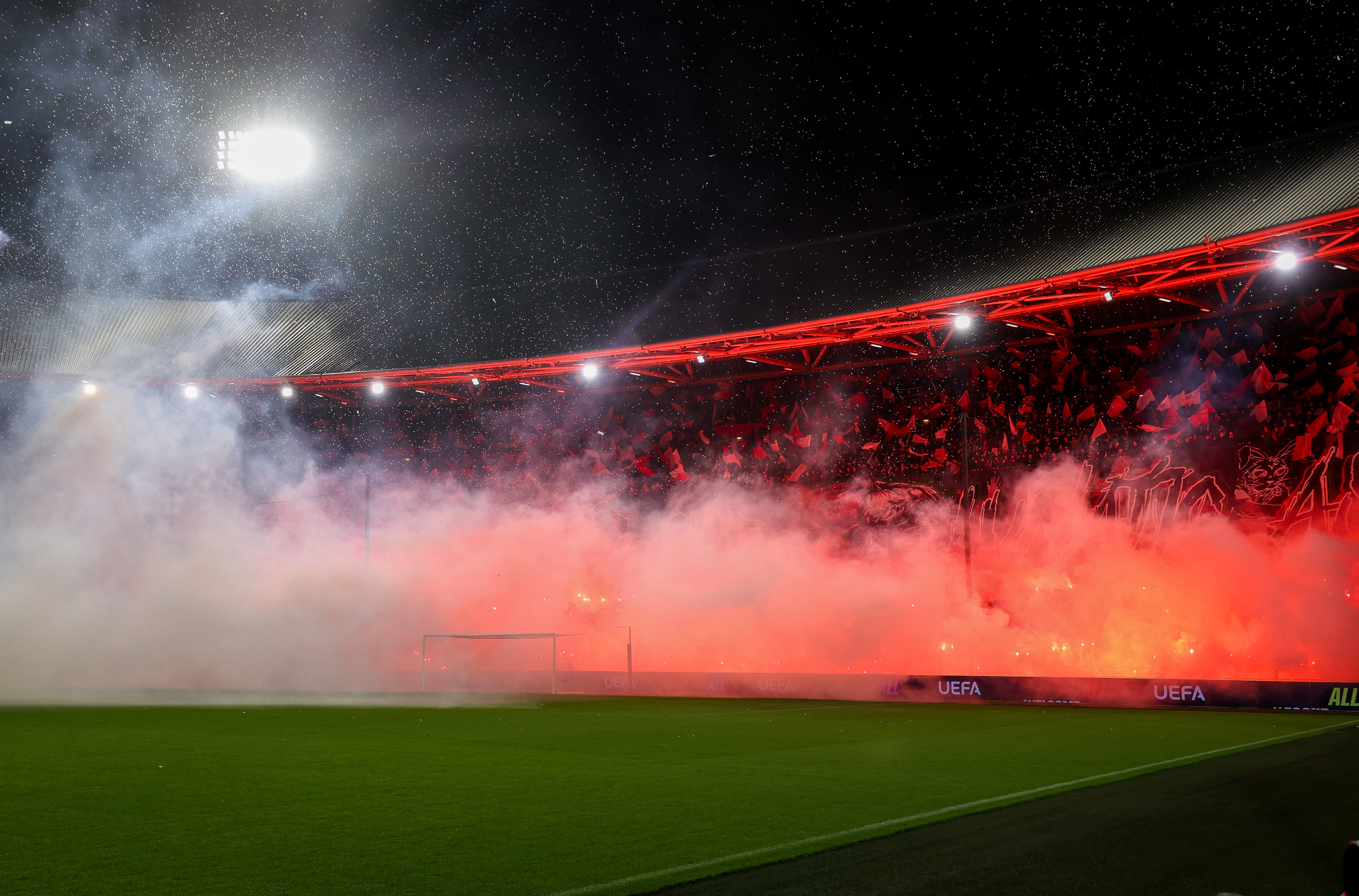 Vuurwerk bij Feyenoord
